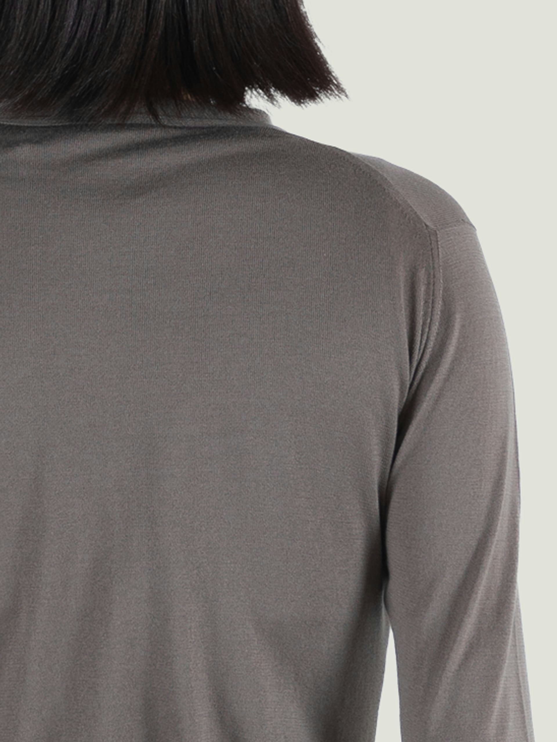 Yasmin - John Smedley's Sea Island Cotton Cardigan | John Smedley