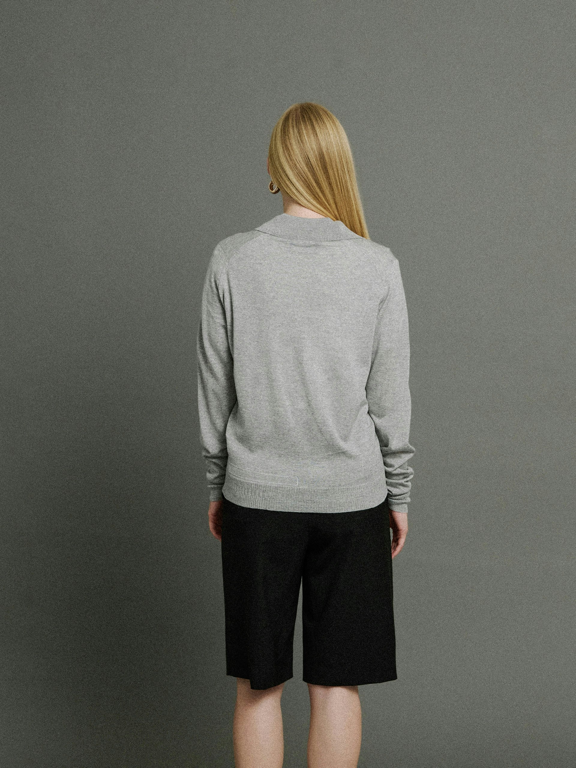 【dendenkankanさま専用】 JOHN SMEDLEY merino 限定商品 × JOHN SMEDLEY MERINO EXTRAFINE BUTTONLESS V NECK