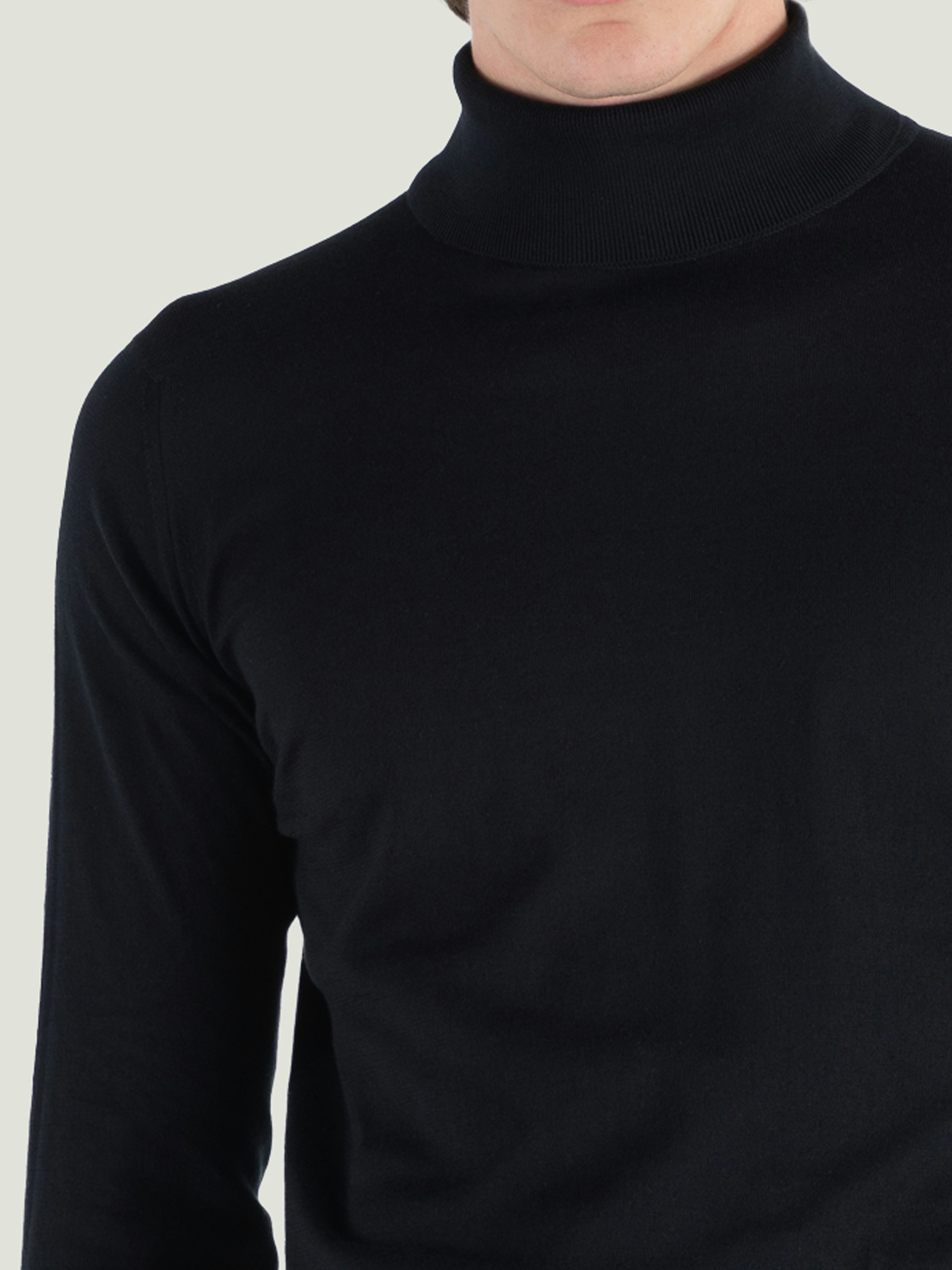 Hawley - John Smedley's Sea Island Cotton Jumper | John Smedley
