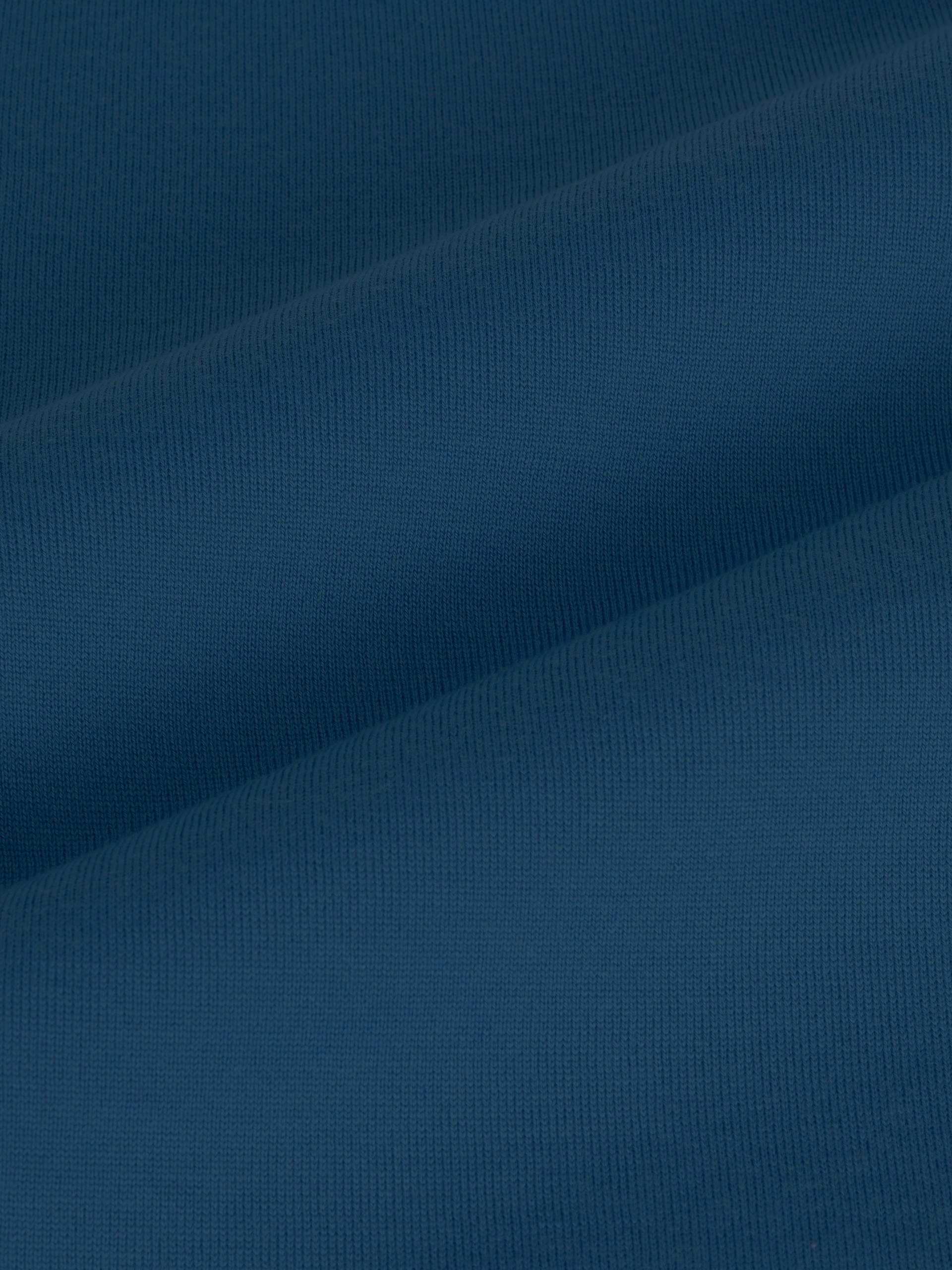 West - Extra Fine Merino Wool Shawl | John Smedley