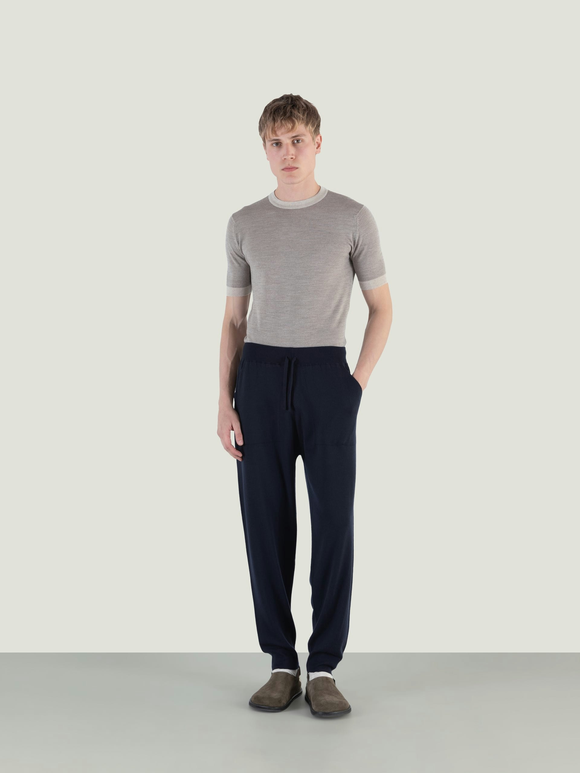 Henning - Extra Fine Merino Wool Trousers | John Smedley