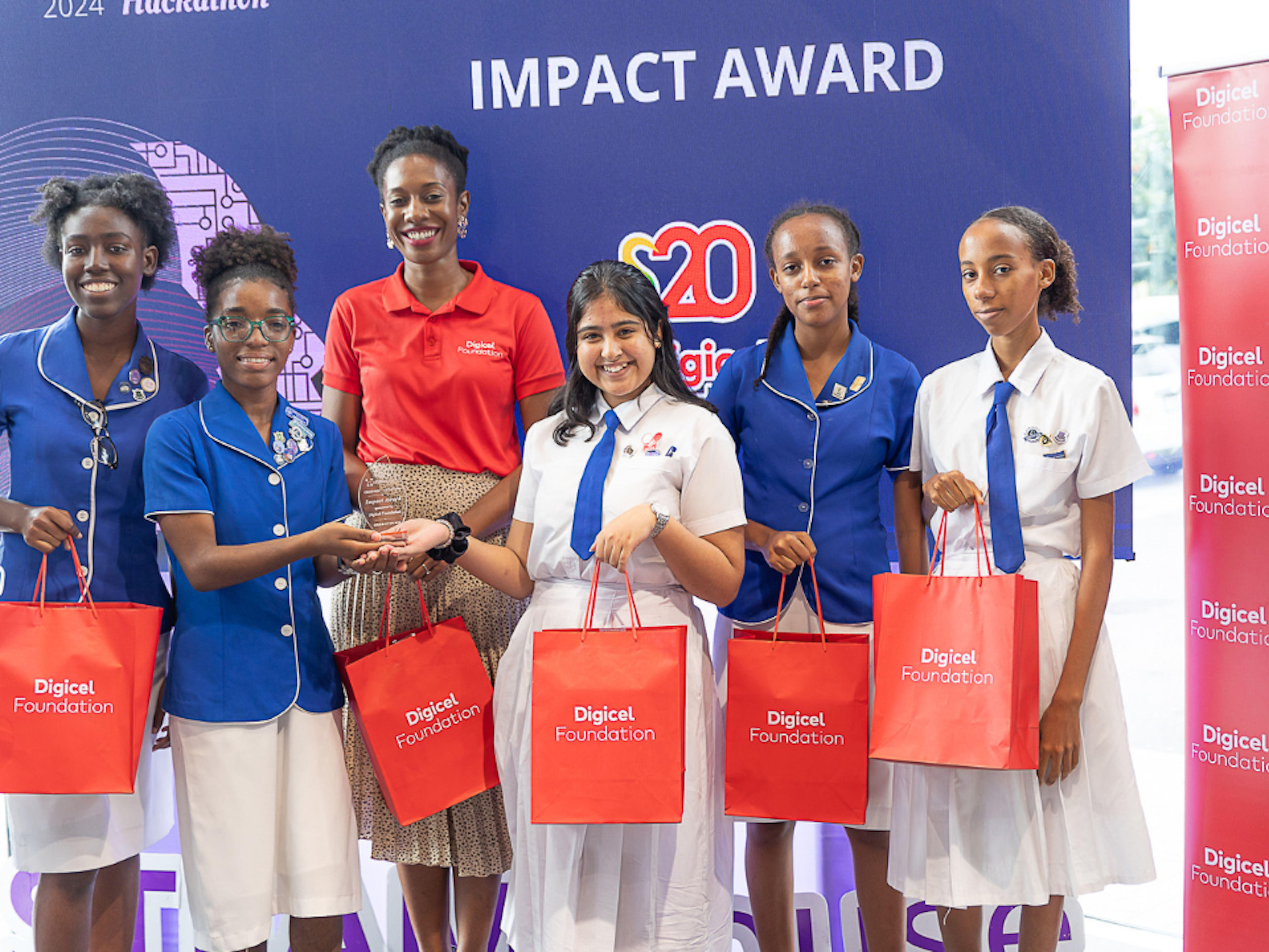 girls in ICT (1080 x 720 px) (1)