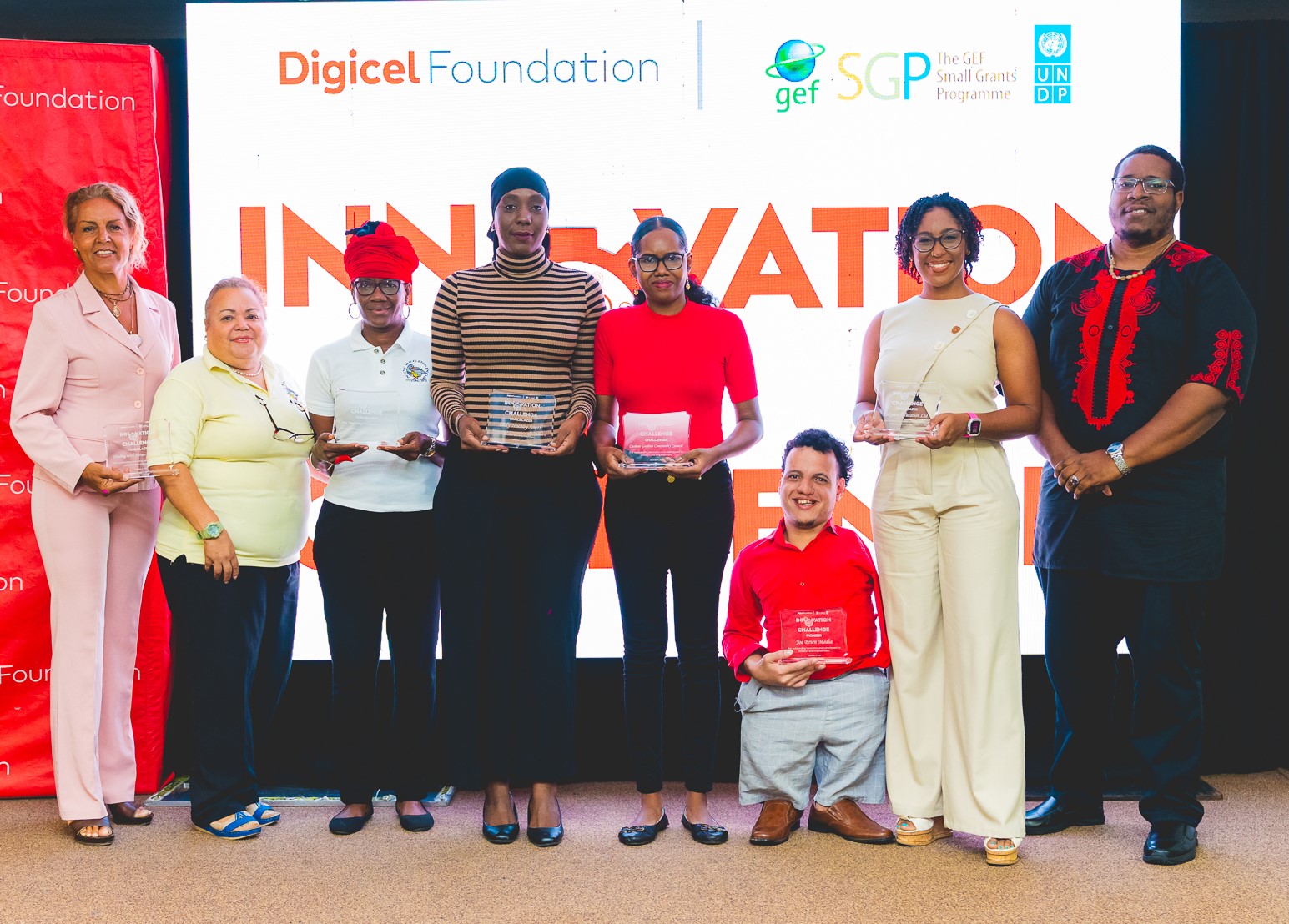 Innovation Challenge winners receiving award