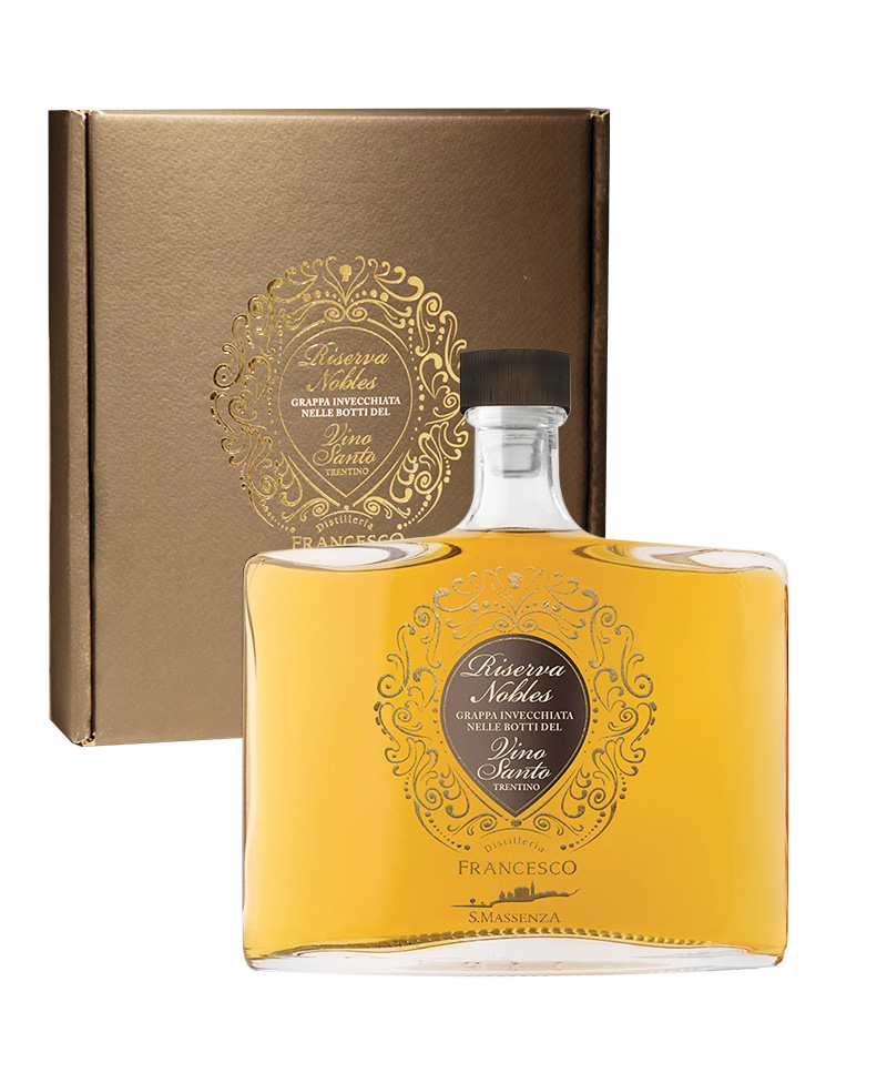 GIFT (0,50) GRAPPA DI VINO SANTO Riserva Nobles Botti di Vino Santo Astucciato