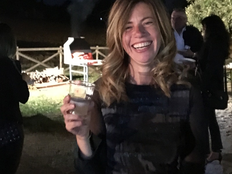 Sara, administrative office Saras' smile