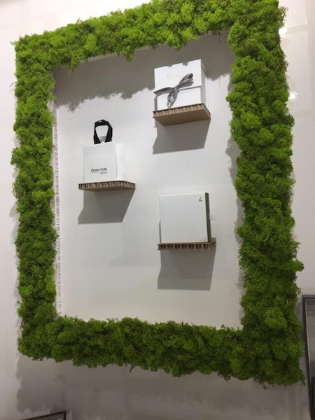 Stand detail