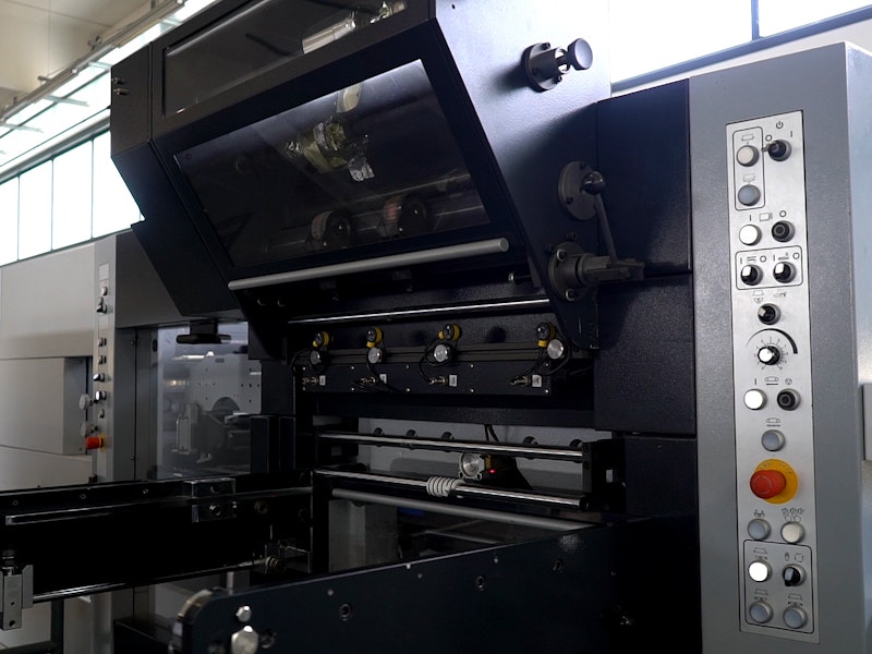 Print and cutting machine Print and cutting machine