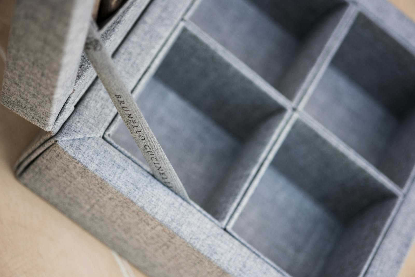 Tissue luxury box Inside detail