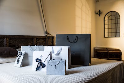 Shopping bags personalizzate con manici in carta