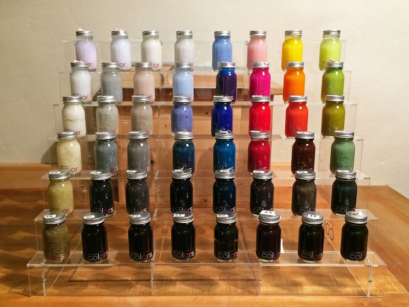 Wide range of printing colors Wide range of printing colors