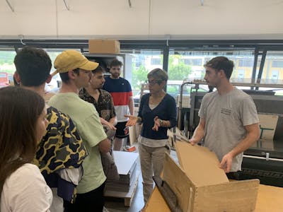 Grazie alla prof.ssa @Valentina Ascione che ha voluto far toccare con mano ai ragazzi e alle ragazze cosa voglia dire pensare, disegnare, progettare e, non ultimo, realizzare prototipi.