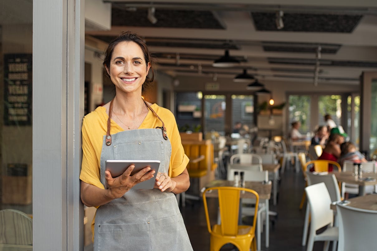 Gastronomie Kundenbedienung Gastronomie Kundenbedienung mit Tablet