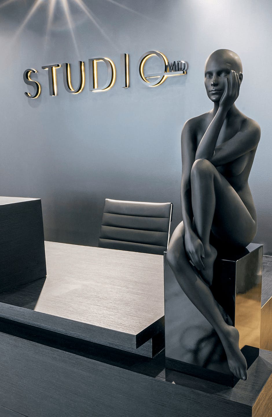 Studio MD front desk