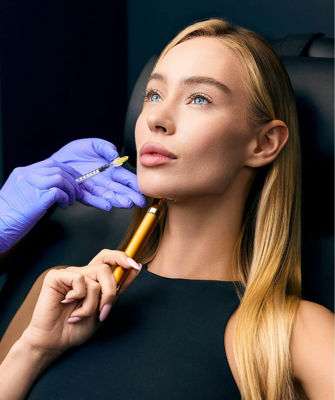 woman getting an injectable treatment