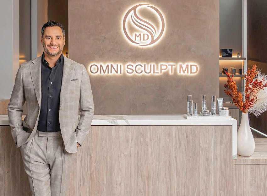 OMNI SCULPT MD main desk area