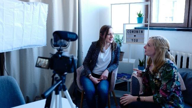 Vous n’avez pas de vidéo ? La team communication de Softy peut vous aider à créer une vidéo adaptée à vos recrutements.