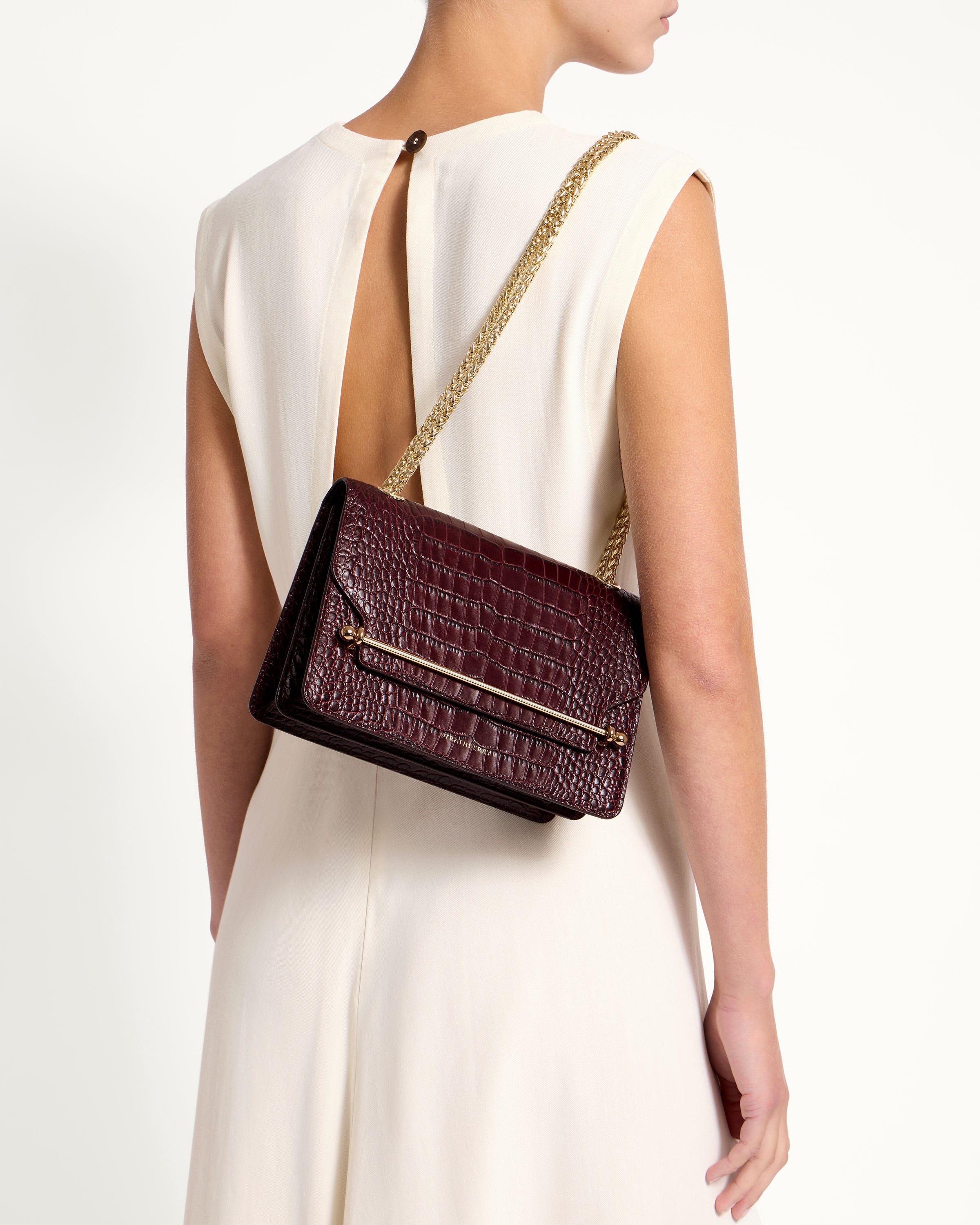 【DEARMINE】DearMine Signature Bag Cynthia Black Melbourne Leather Shoulder Bag | BRAHMIN