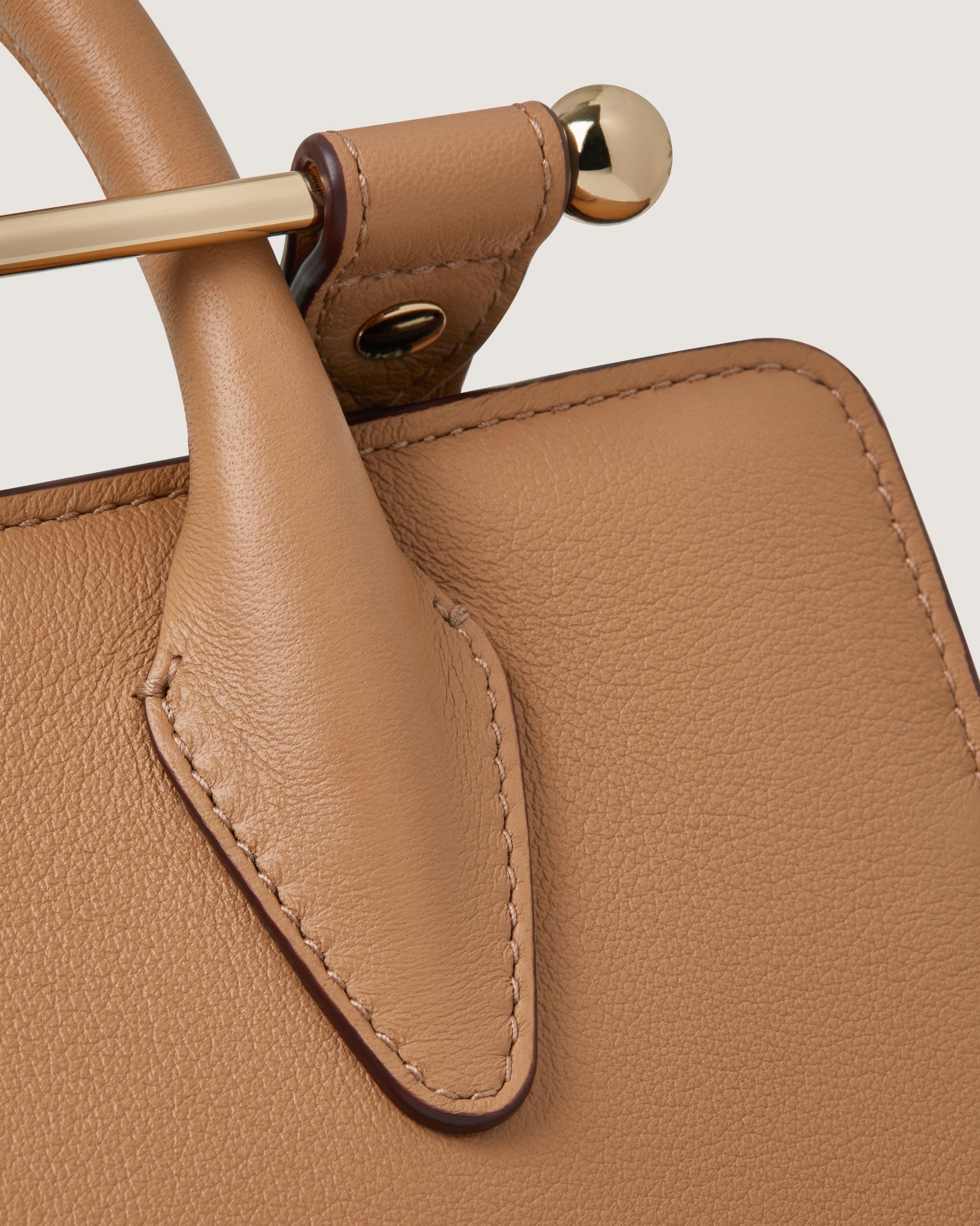 ストラスベリー - Mini Tote - ベージュ | Strathberry 日本 / Japan