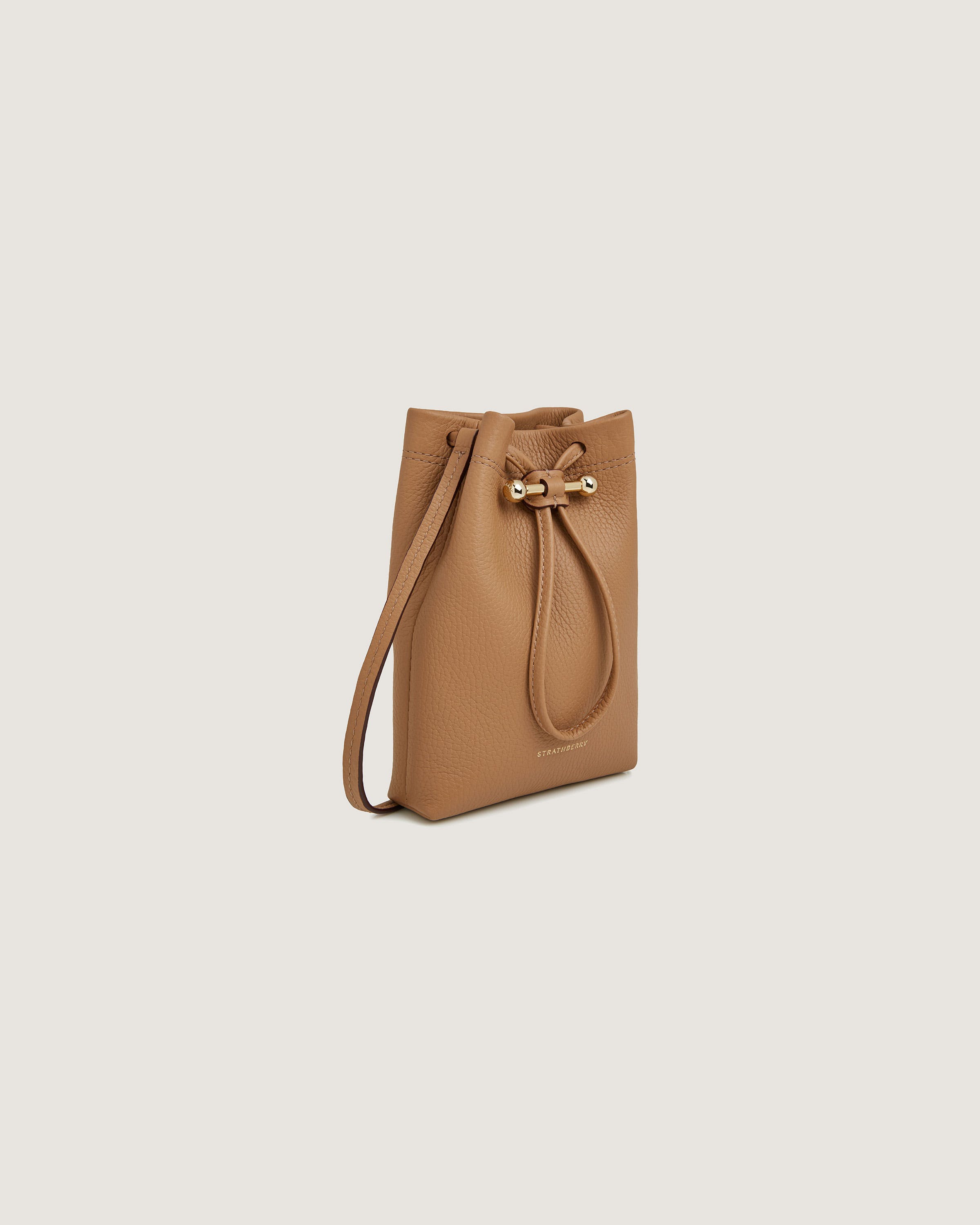 【STRATHBERRY】OSETTE POUCH Strathberry - Osette Midi Pouch - Black