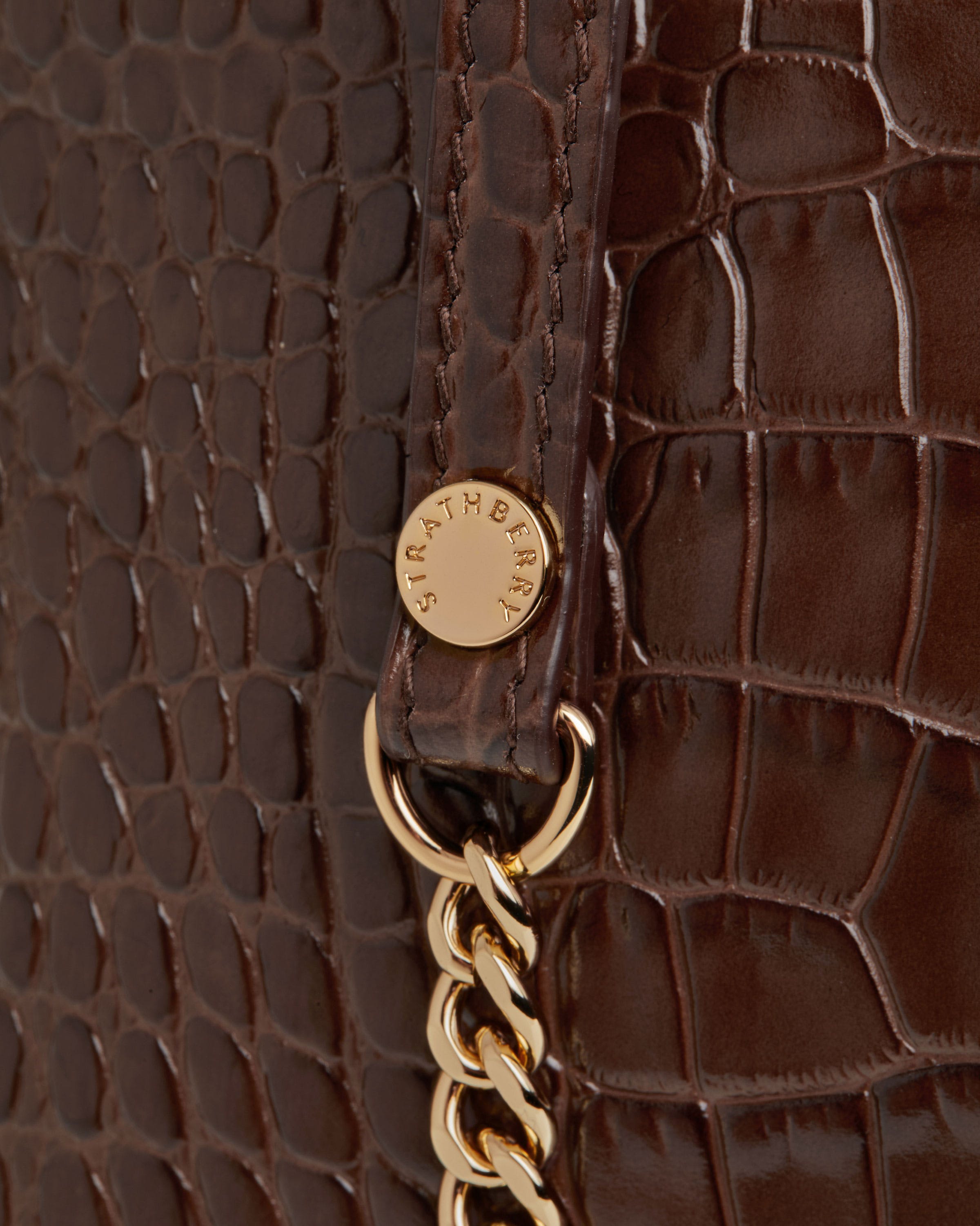 大人気【STRATHBERRY】STYLIST スタイリスト クロコ Strathberry - Stylist - Crossbody Leather Clutch - Tan
