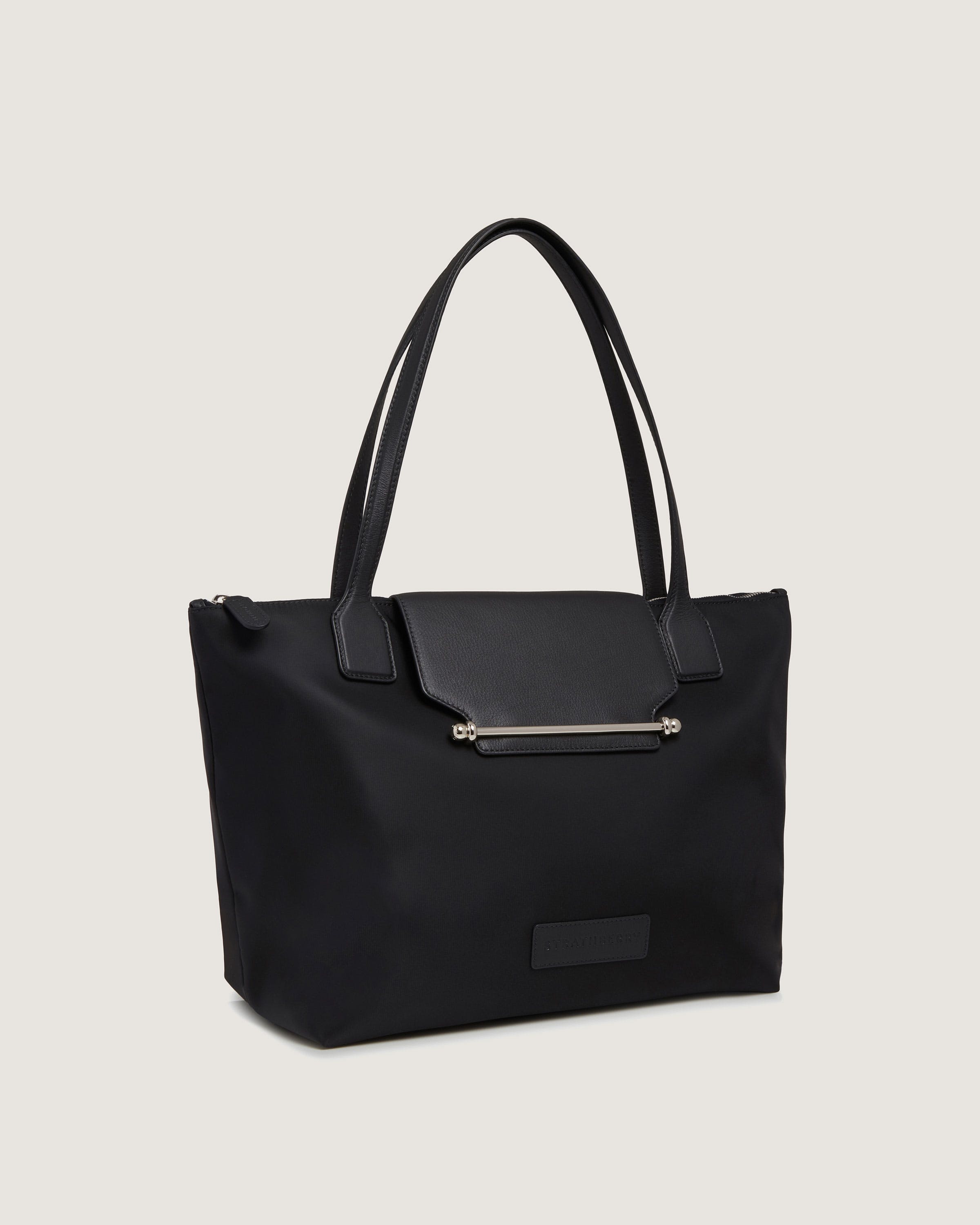 ☆関税込み☆【STRATHBERRY】TRAVEL TOTEバッグ Strathberry - Travel Tote - Natural / Tan