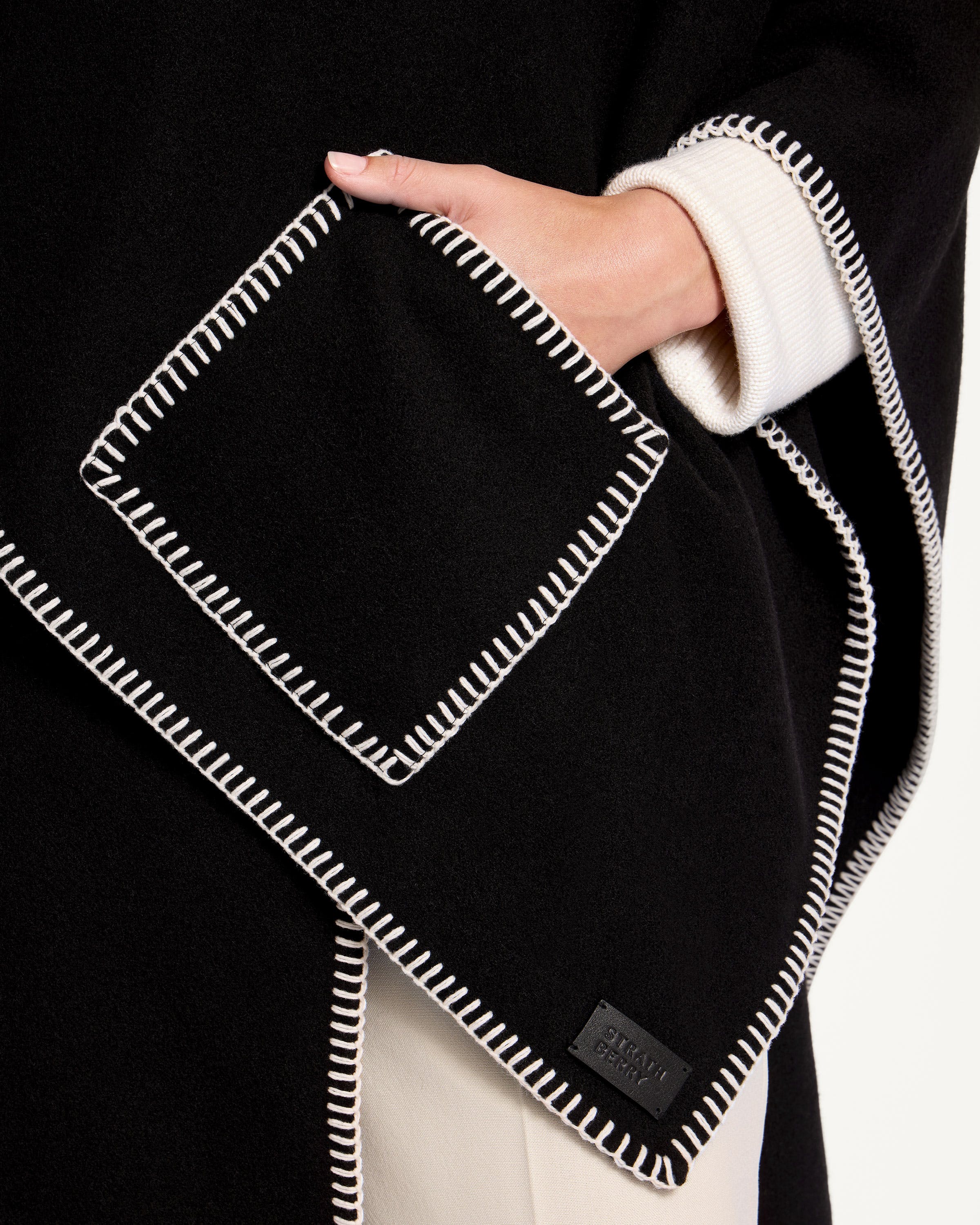 Strathberry - Iona Woven Pure Wool Cape - Black