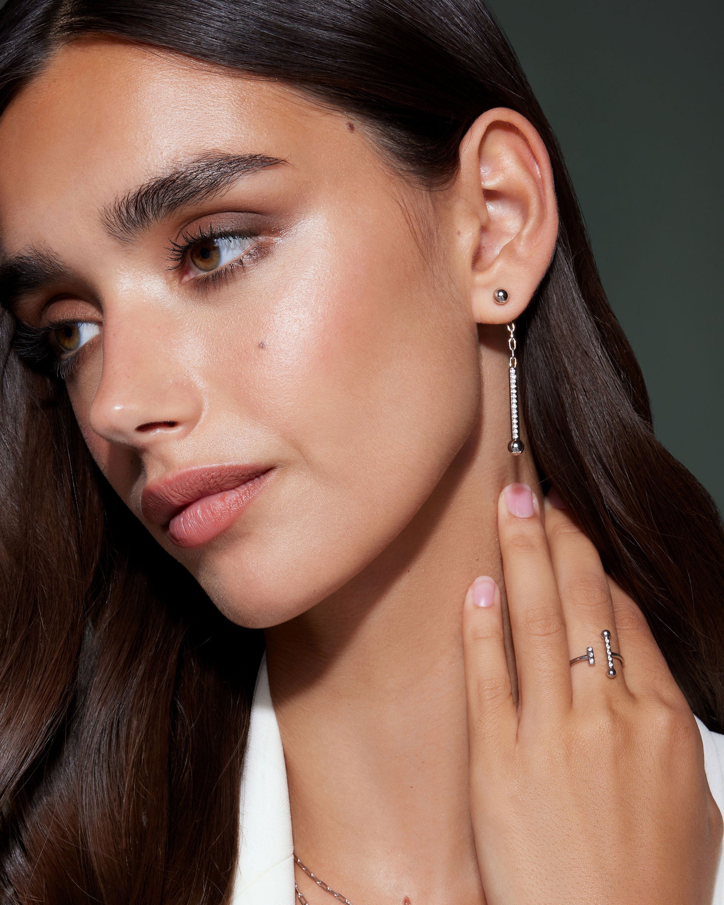 【シンプル♪】STRATHBERRY / ミュージック バー ピアス ストラスベリー - Music Bar Drop Earrings - シルバー
