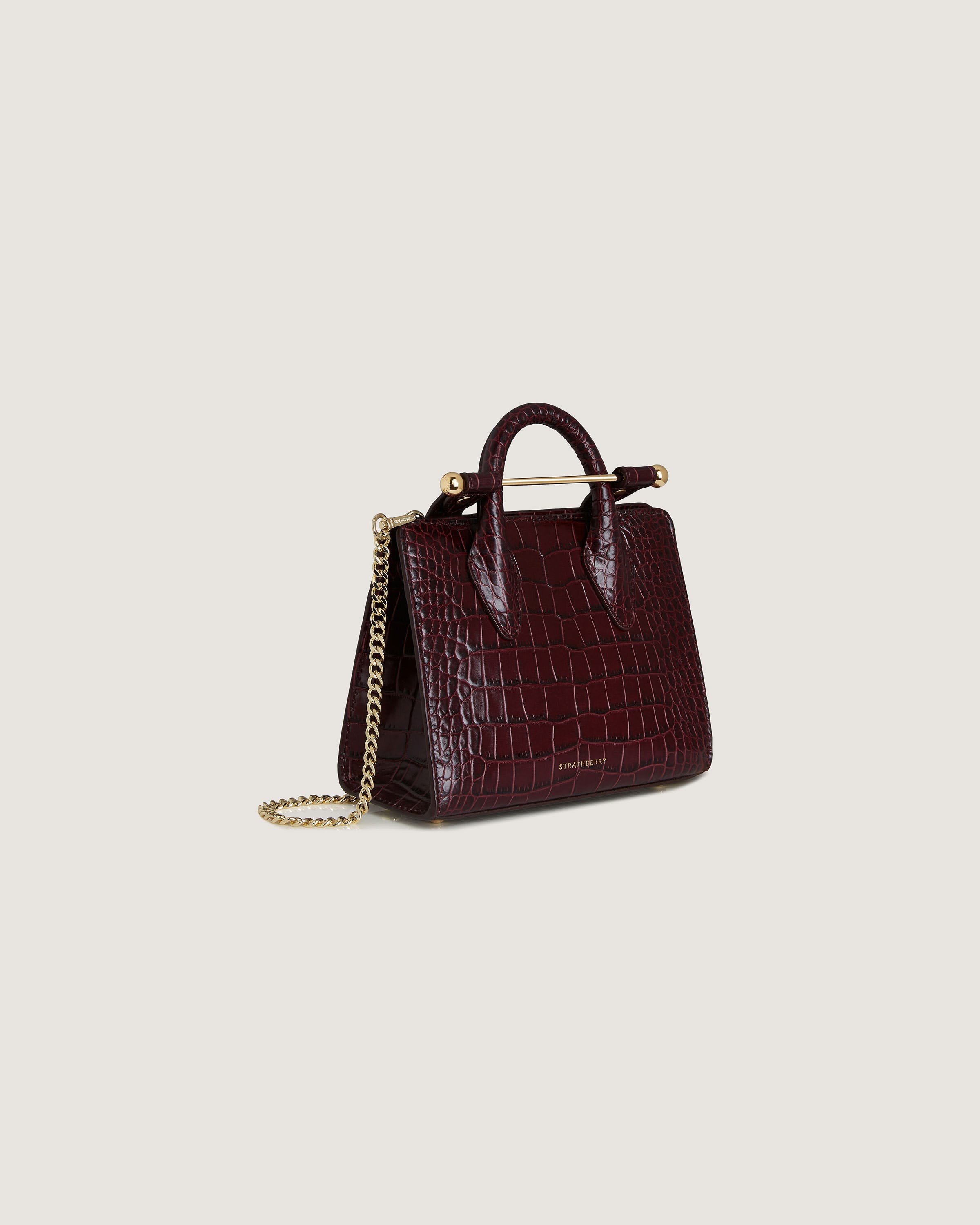 1735815931-strathberry-