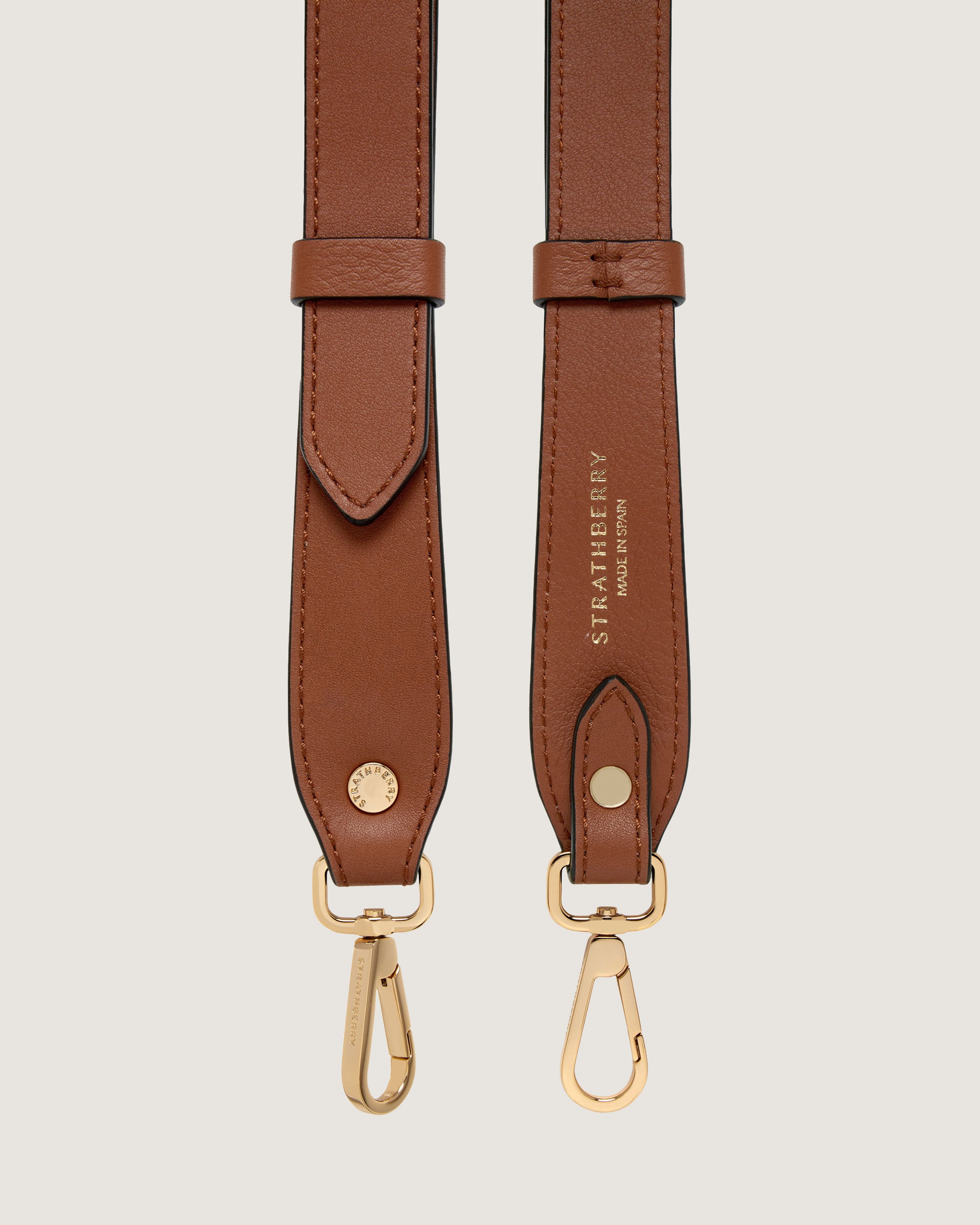 BT1396 【美品】Put's ストラップパンプス レザー 24.0 4E BT1396 【美品】Put's ストラップパンプス レザー 24.0 4E