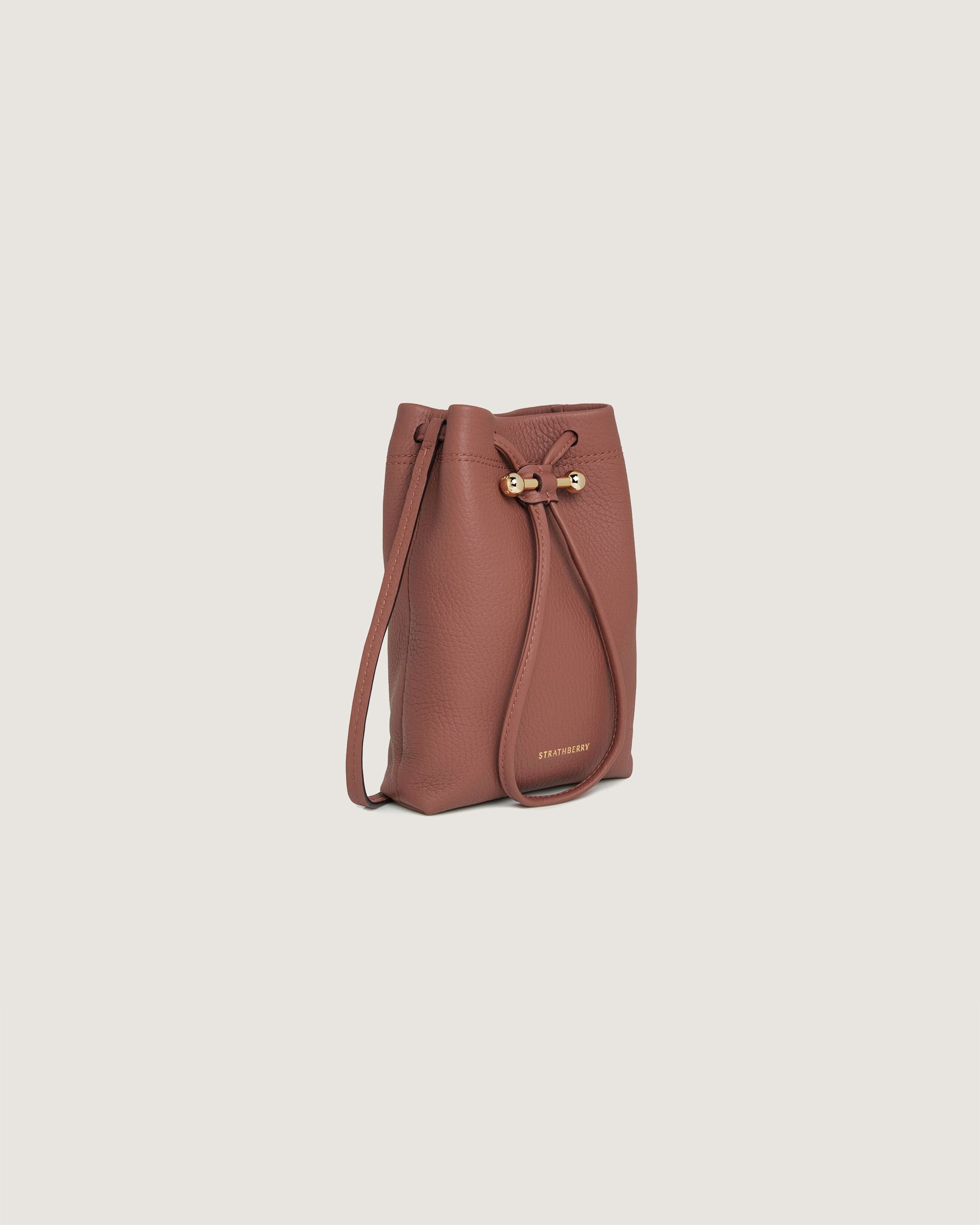 1739960673-strathberry-osette-