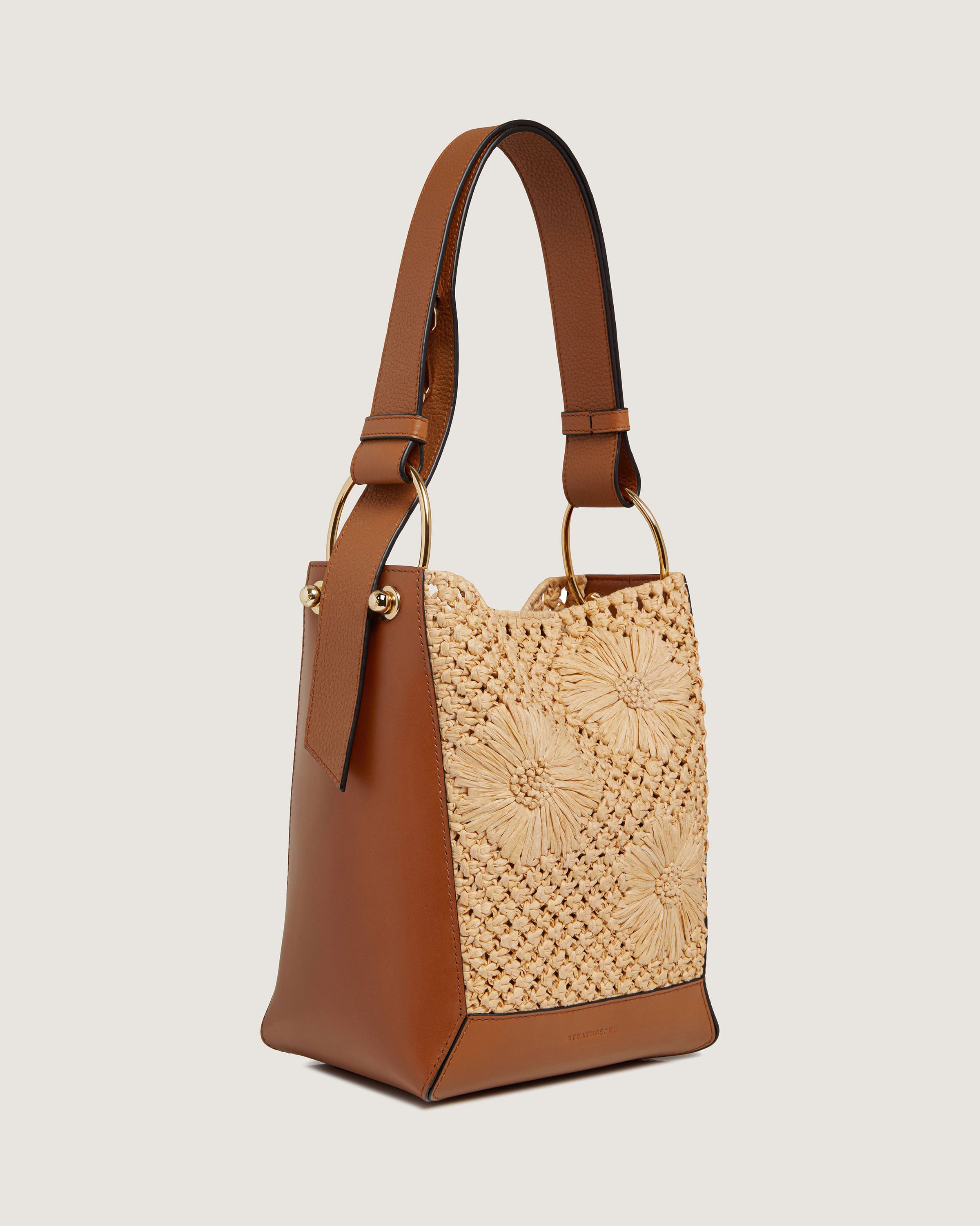 1742894939-strathberry-lana-