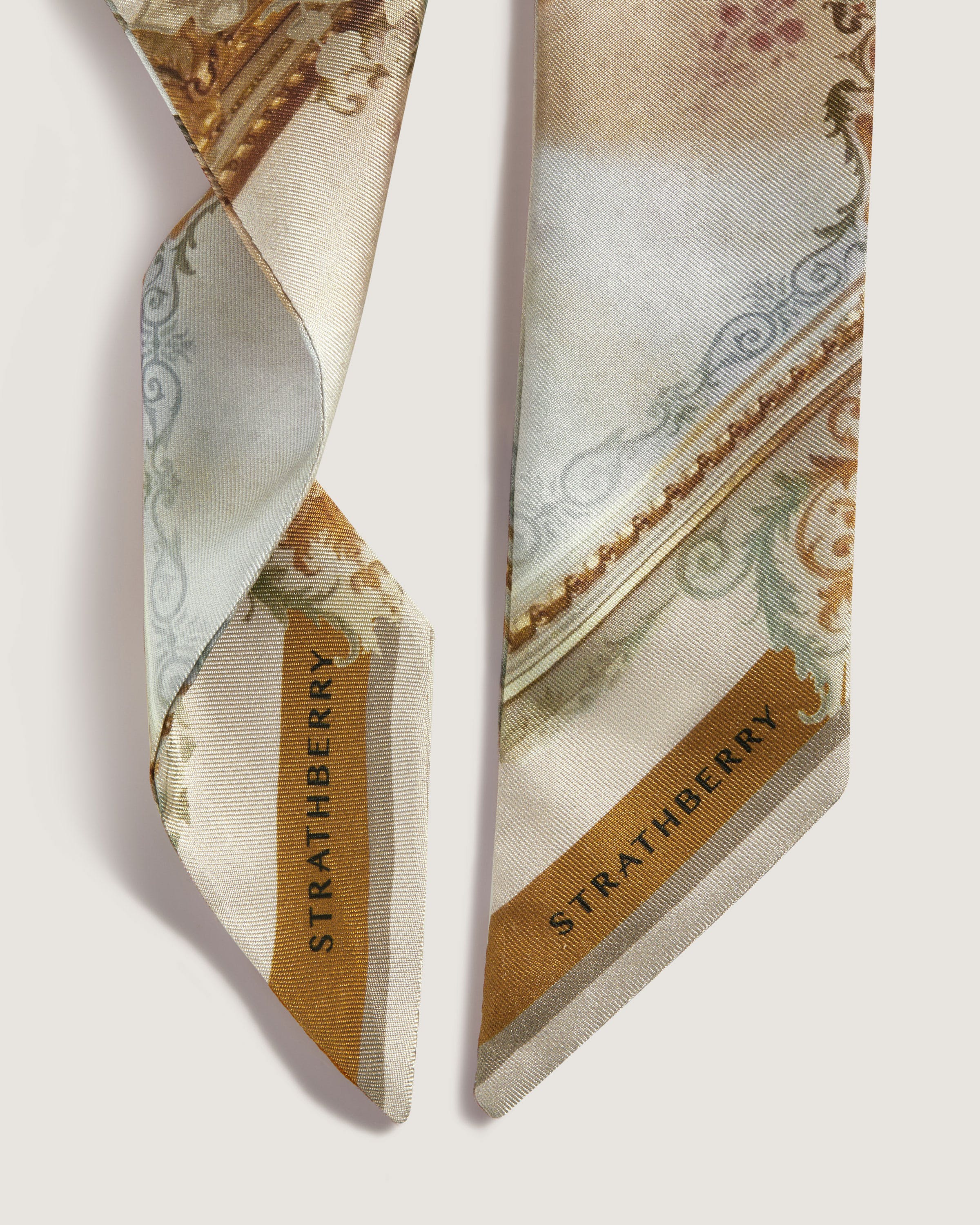 【STRATHBERRY】バッグ用 Silkスカーフ ロング★国内発 Strathberry | Silk Scarves | Luxury Designer Silk Scarves