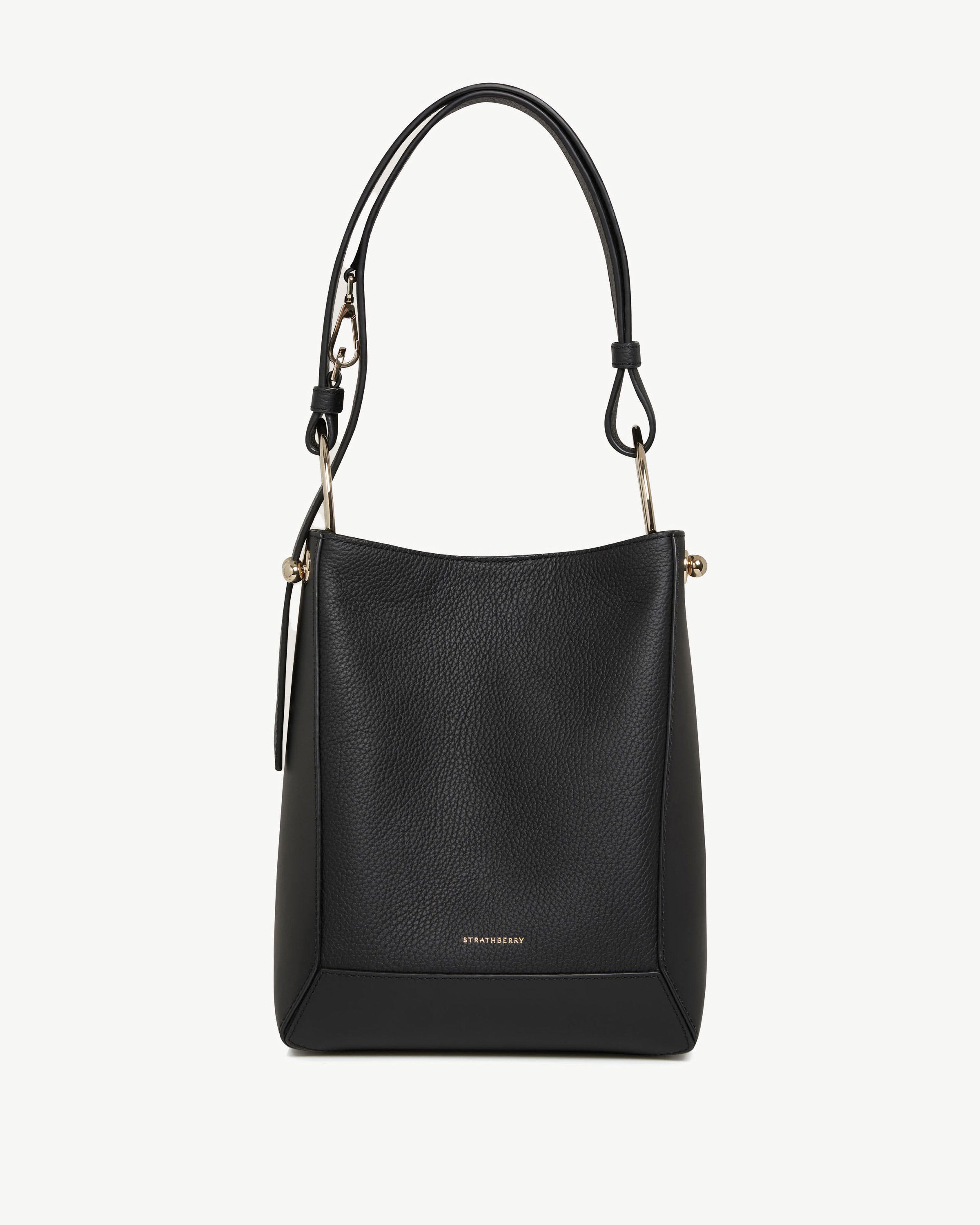 1756379424-strathberry-lana-