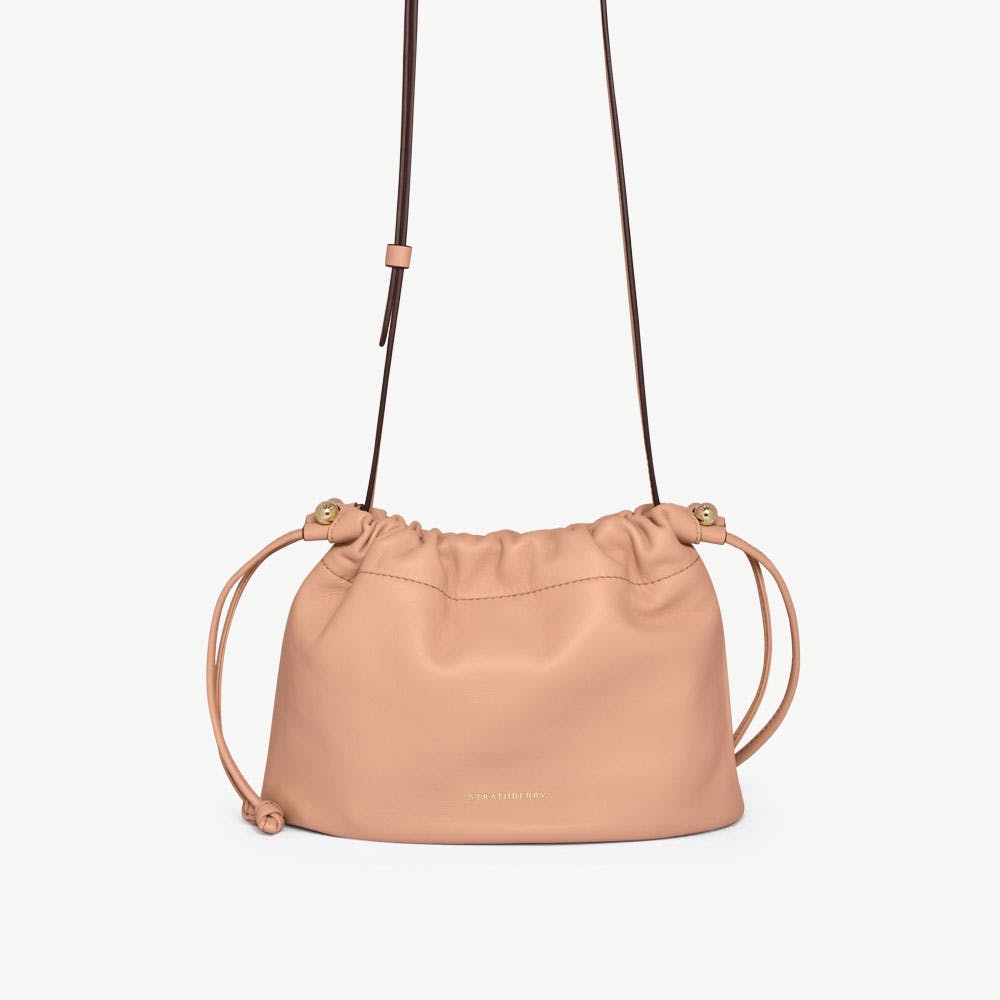 STRATHBERRY　ピンク　ブラウン　ショルダーバッグ ストラスベリー - Charlotte Drawstring - ピンク | Strathberry
