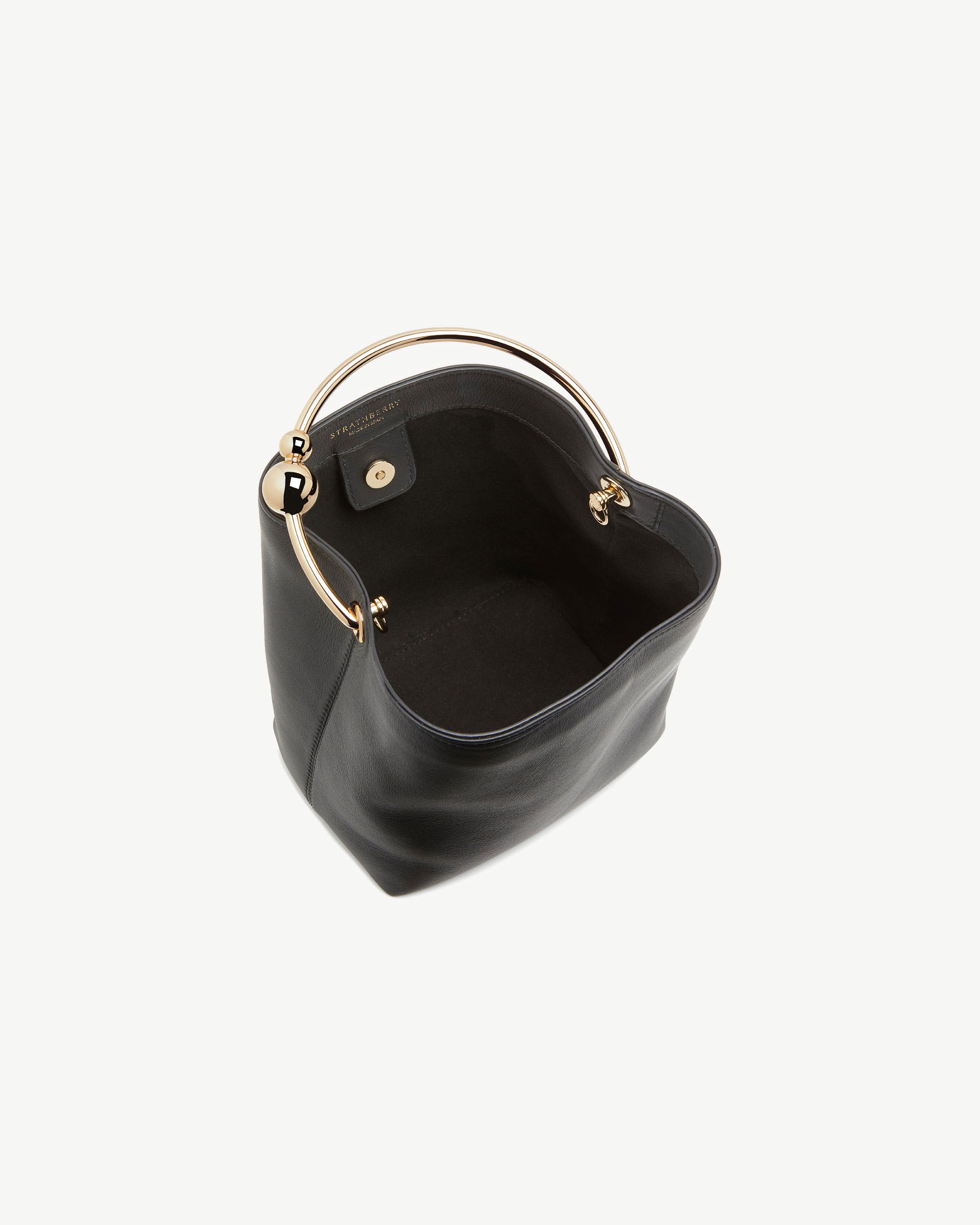 The Circus | Strathberry 日本 / Japan