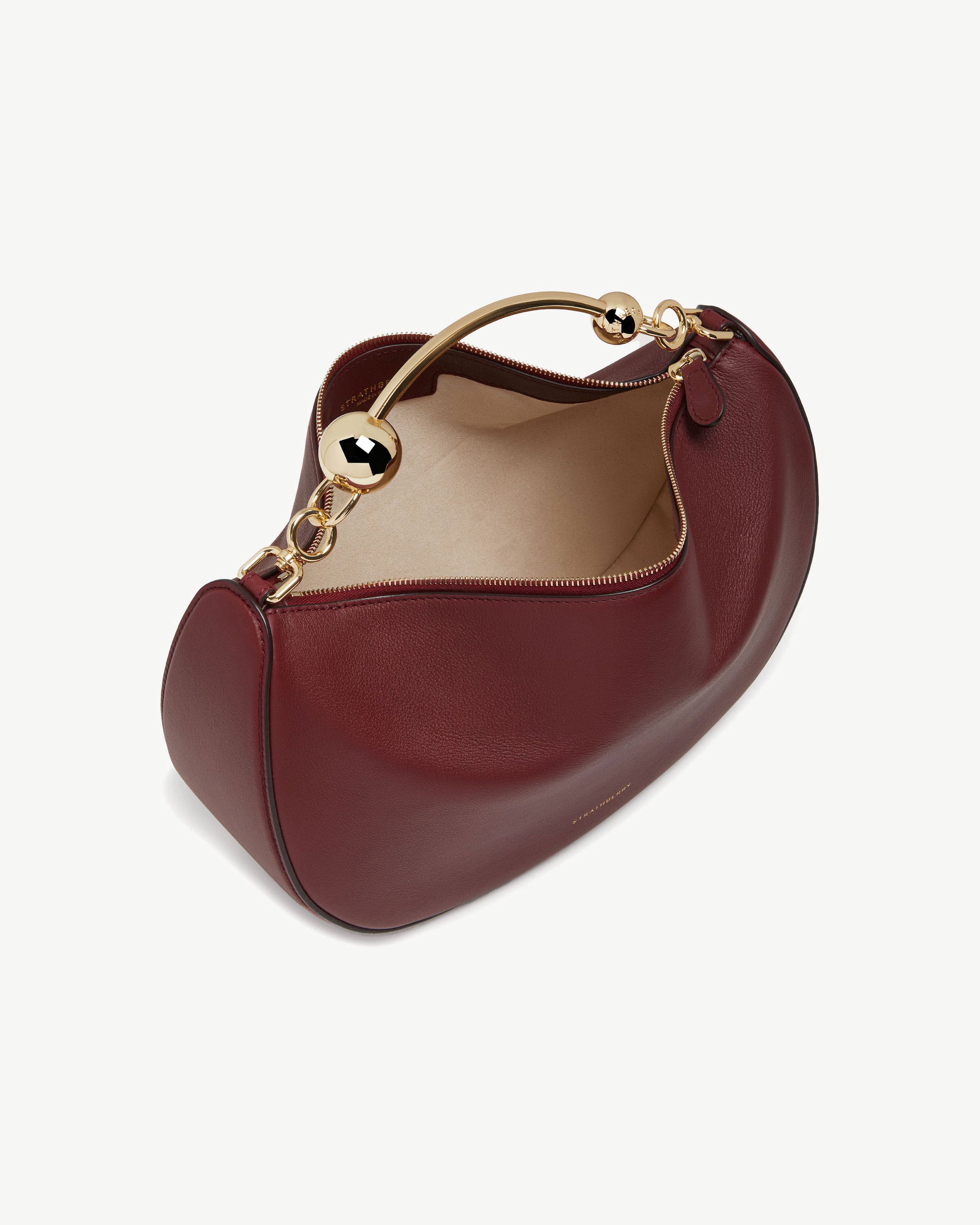 ストラスベリー　マルトリーホボ　Oxblood ショルダーバッグ ストラスベリー マルトリーホボ Oxblood ショルダーバッグ