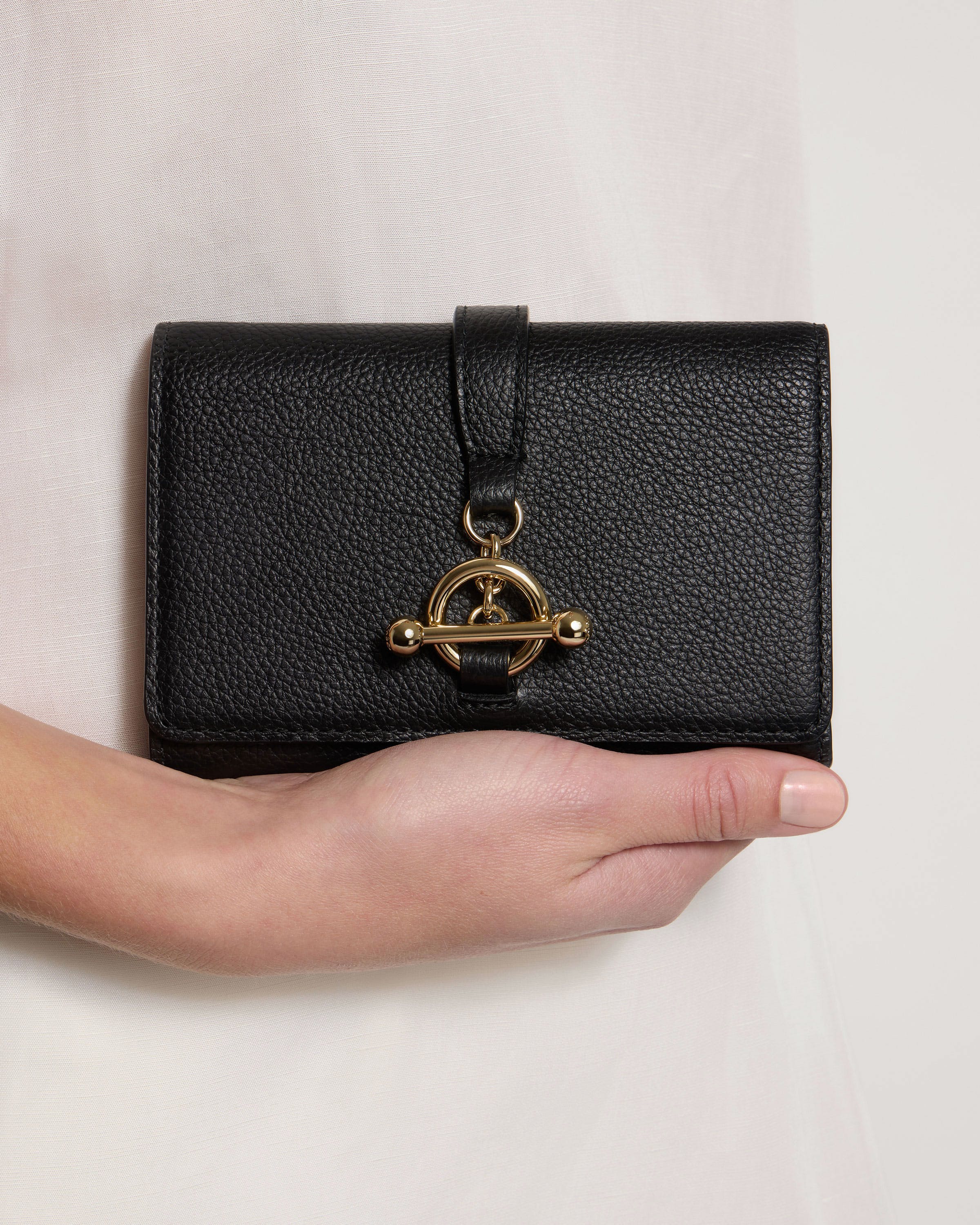 Kite Medium Trifold Wallet - Black | Strathberry