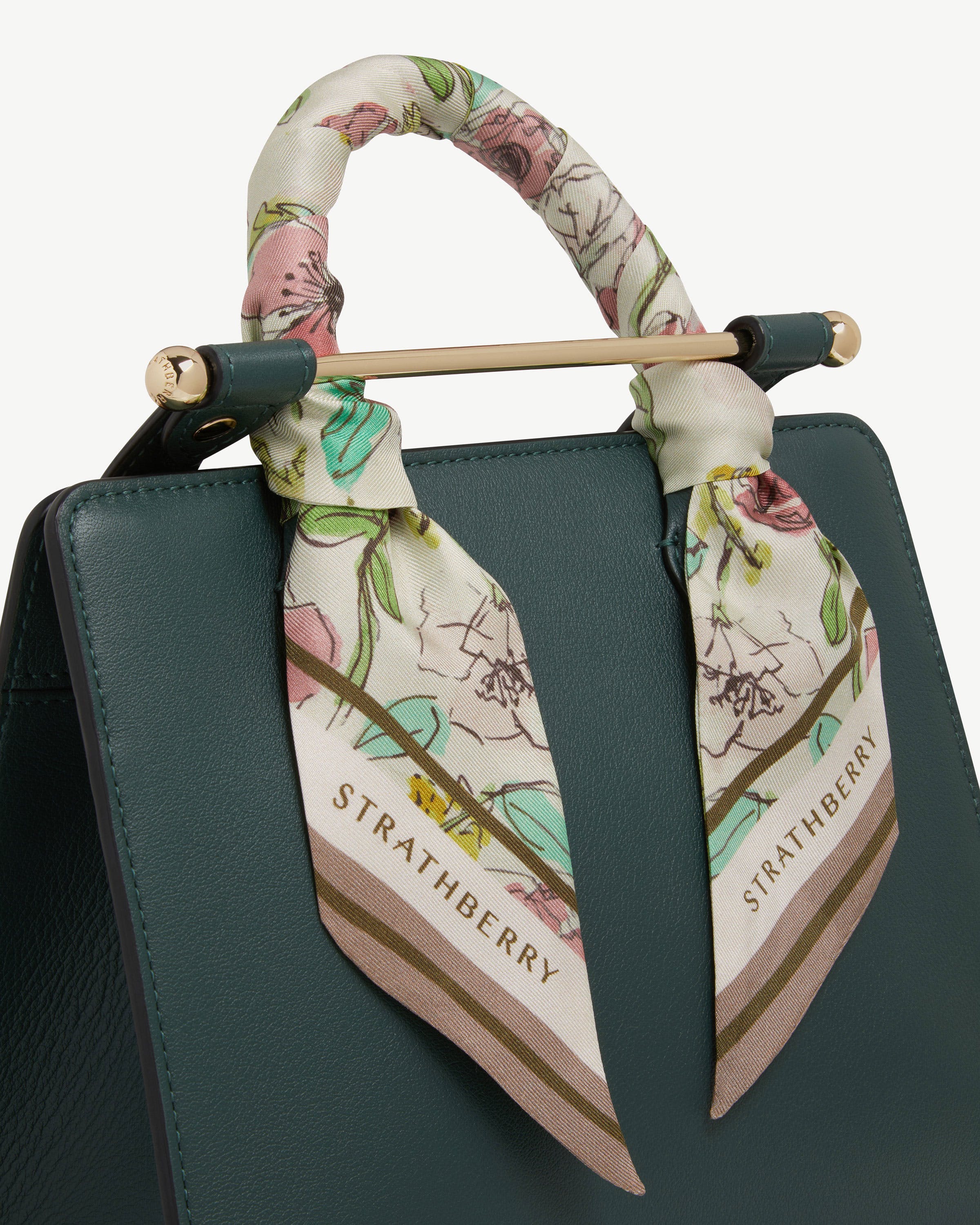 STRATHBERRY シルクスカーフ STRATHBERRY ストラスベリー シルク 草花・フラワーパターン