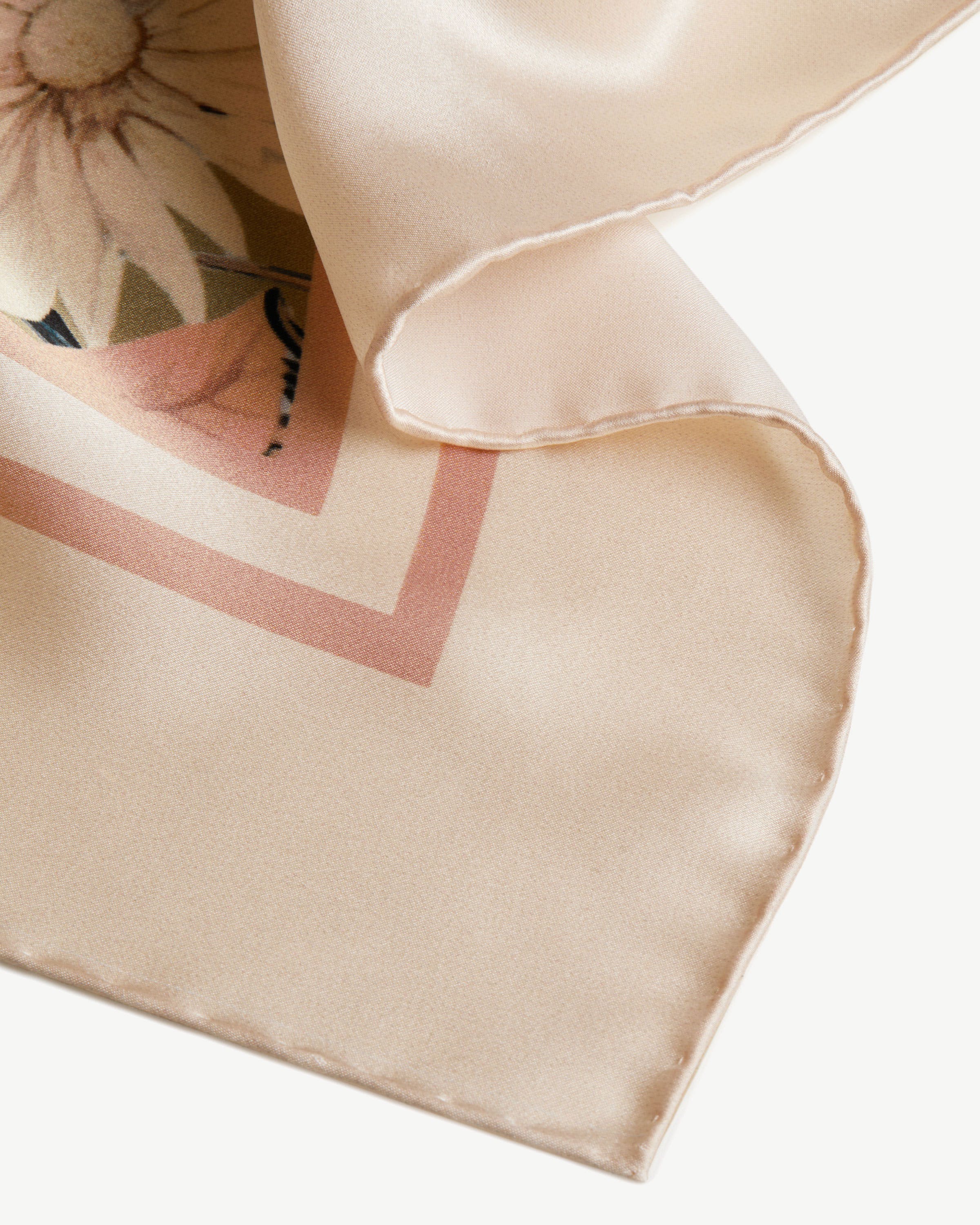 1756395594-strathberry-silk- 
