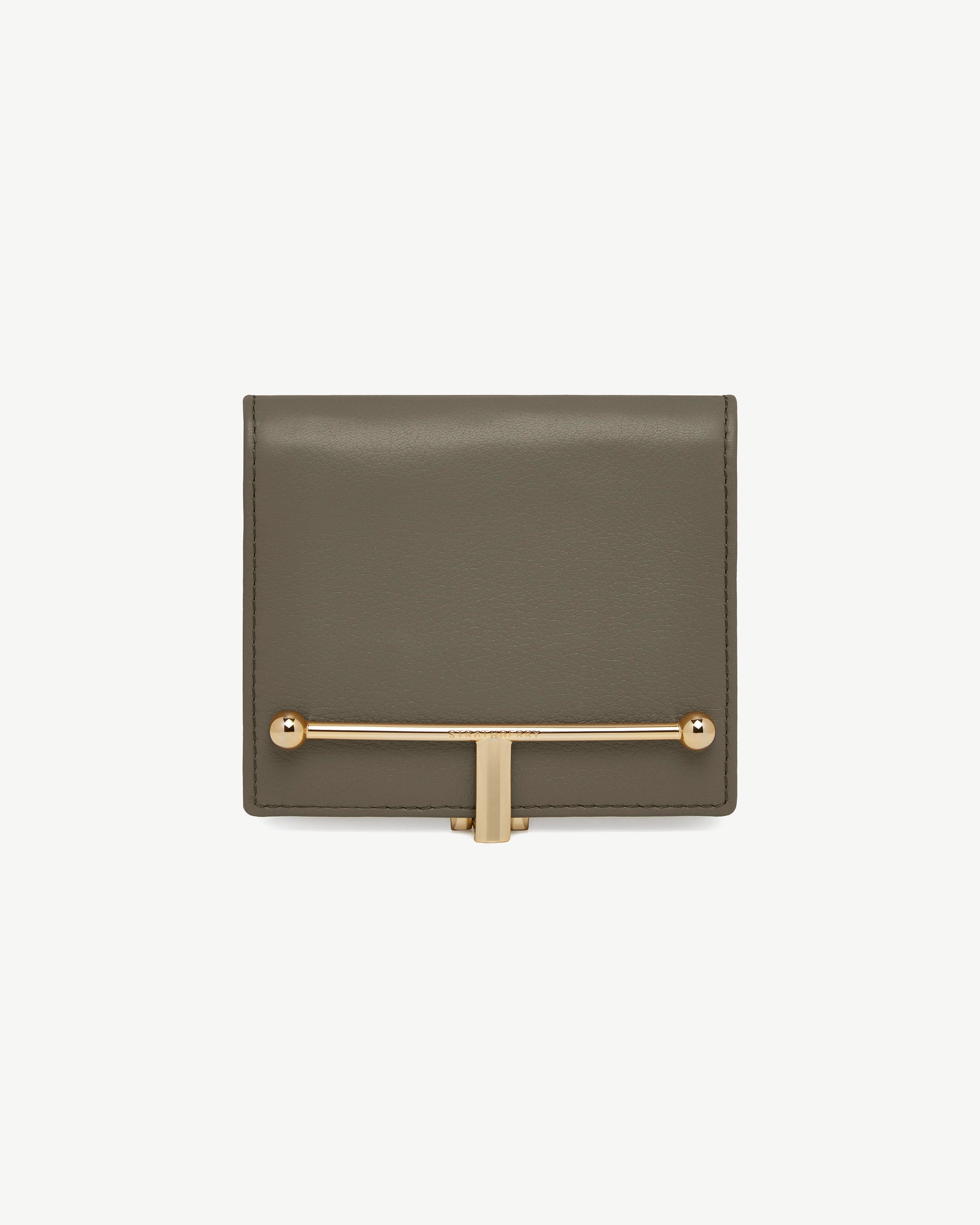 1756475630-strathberry-