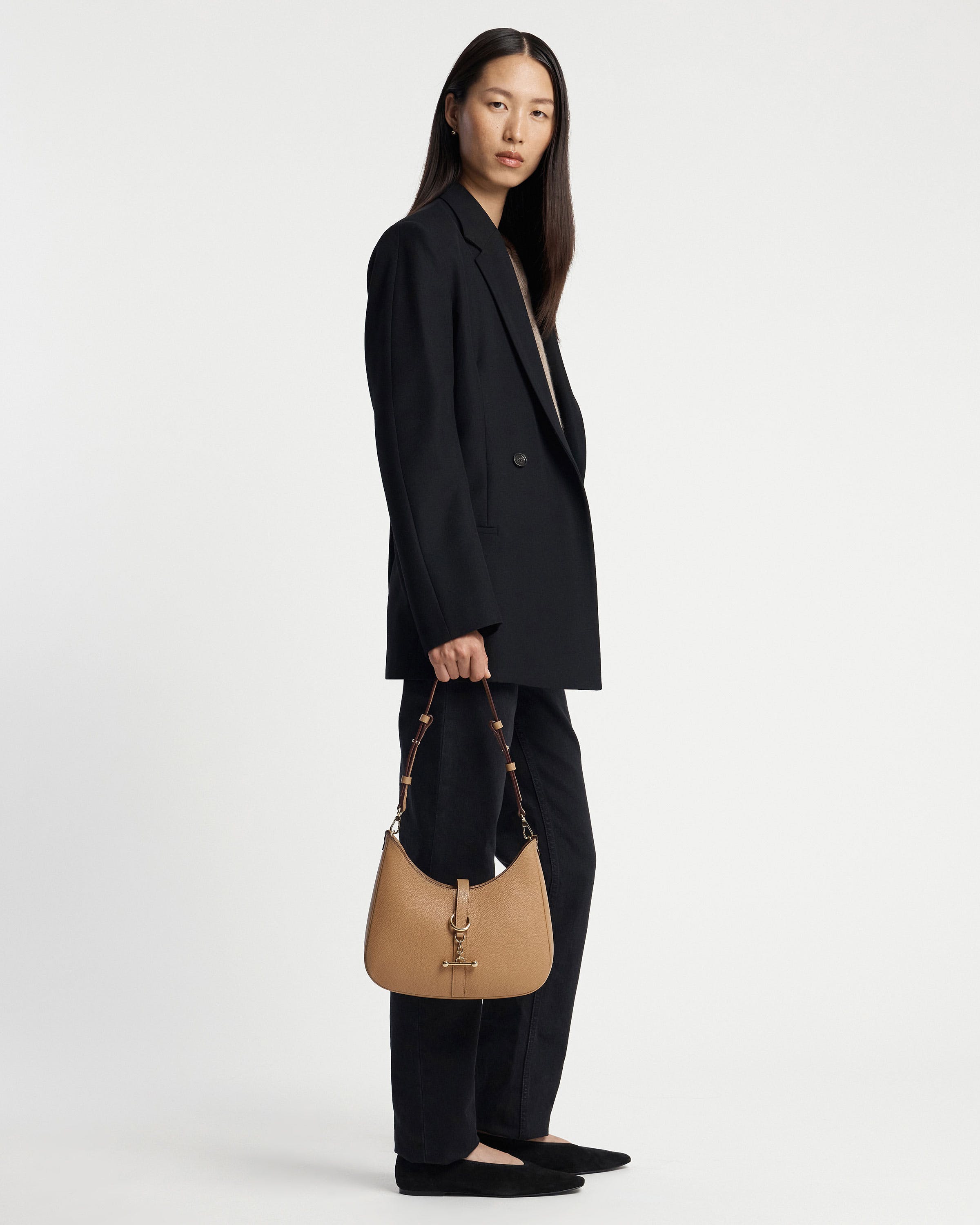 Kite Sling - Caramel | Strathberry