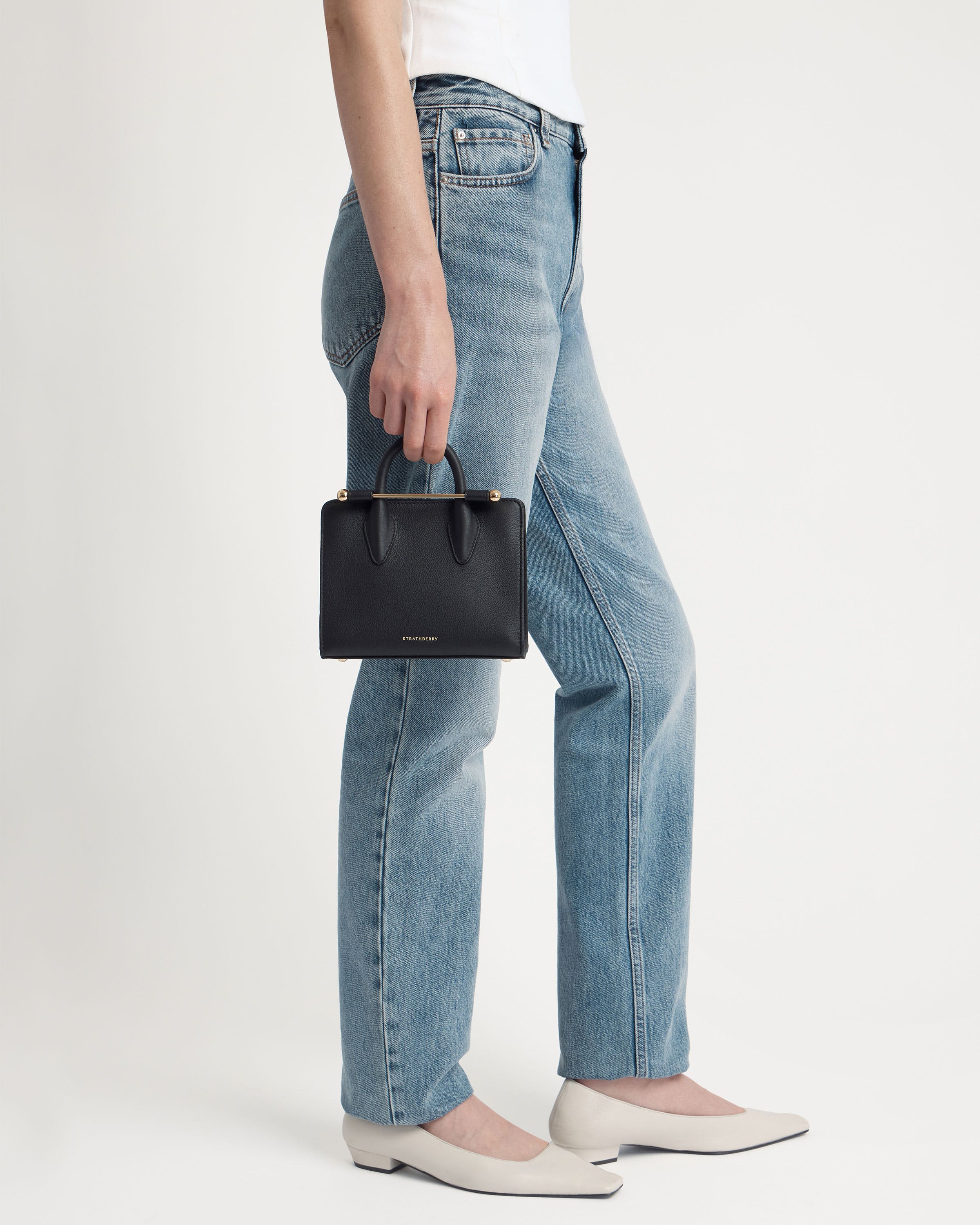 Nano Tote - Black | Strathberry