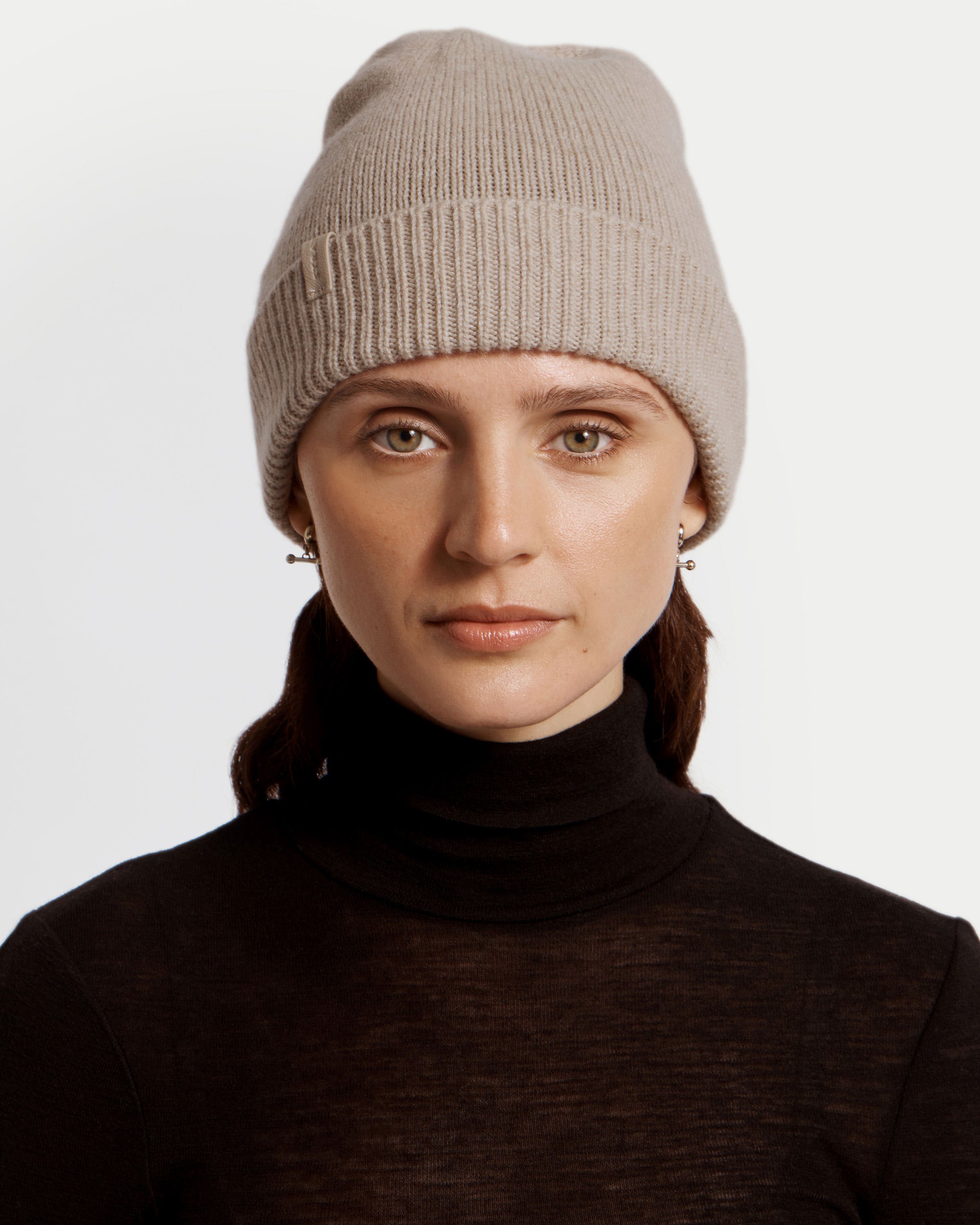 1769437698-strathberry-ribbed-  display picture 1