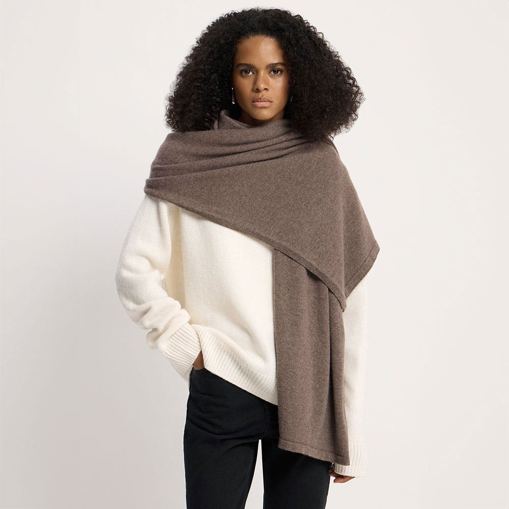 Westray Cashmere Travel Wrap - Black | Strathberry