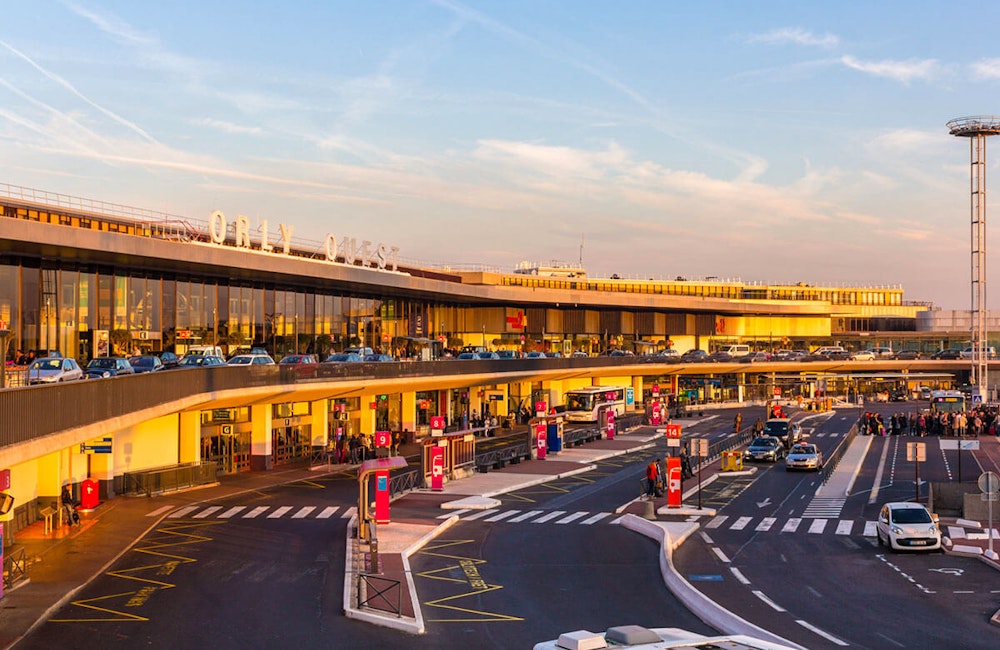 Comparateur des parkings de  l  a roport  Roissy Charles  de  