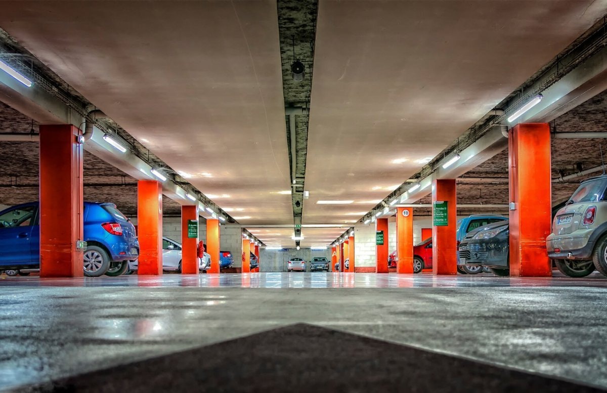 Le parking sécurisé longue durée, le meilleur choix pour un voyage ou des vacances ? Ector