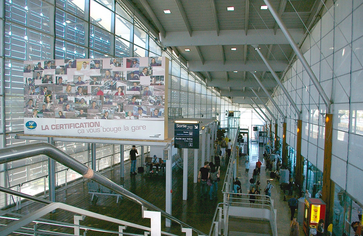 Les services autour de la gare TGV d'AixenProvence  Ector