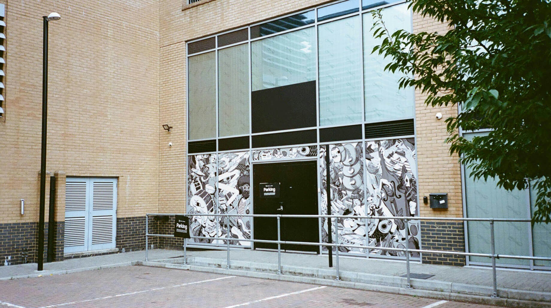 Pirate Croydon. South London recording studios, rehearsal studios and DJ studios bookable by the hour.