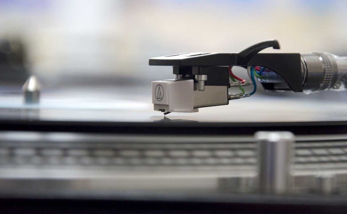 How To Mix Vinyl Records