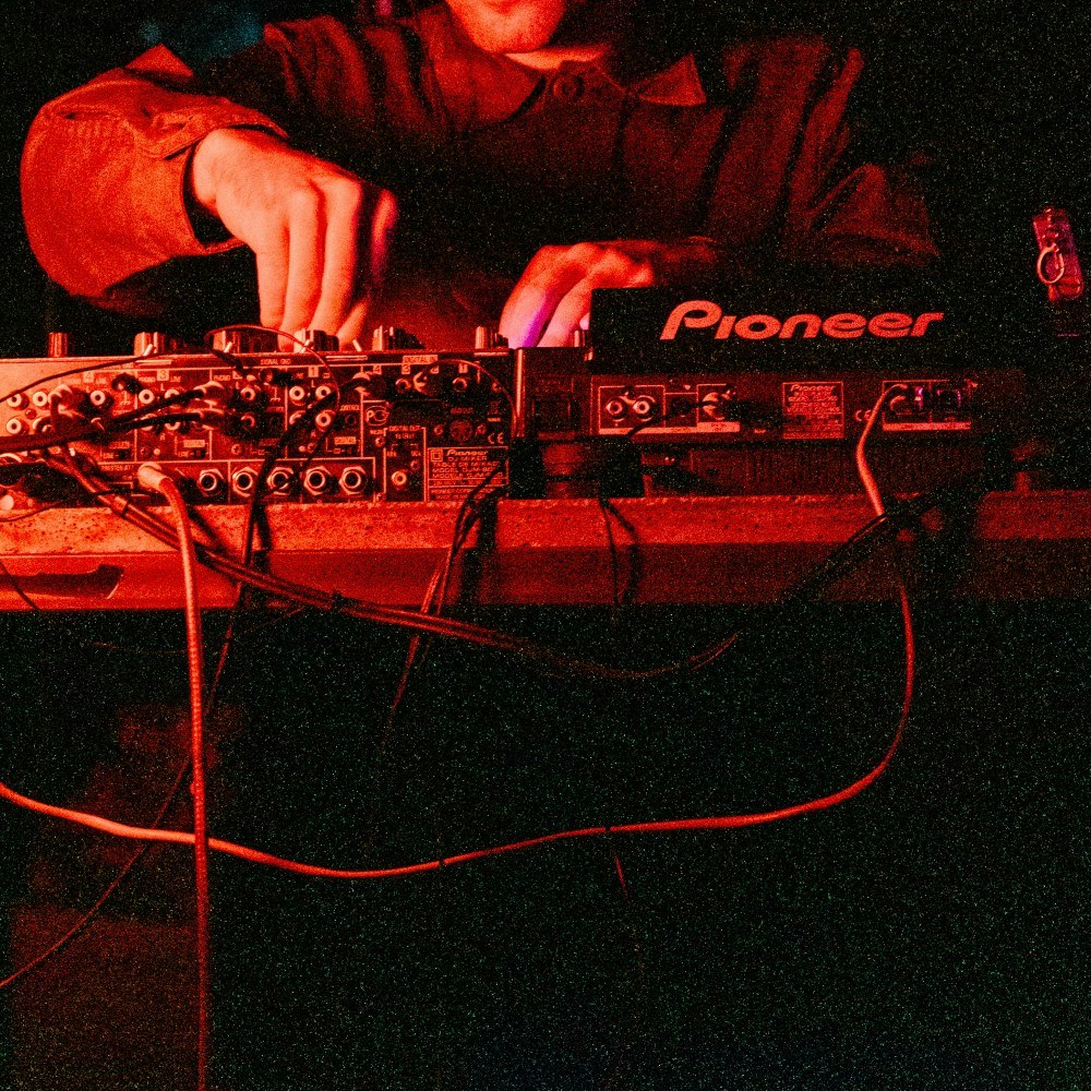 Mixing Techno Bass Music